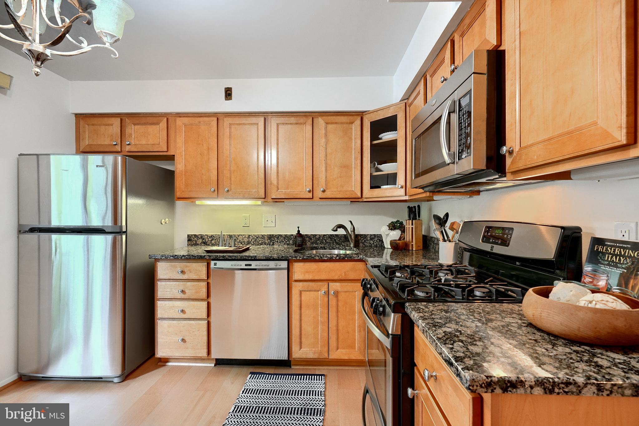 GREENBERRY WOODS - Residential