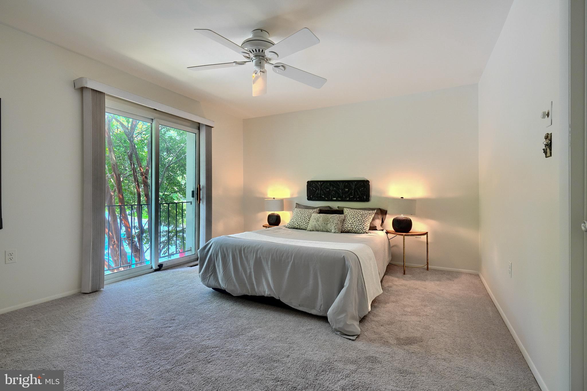 GREENBERRY WOODS - Residential