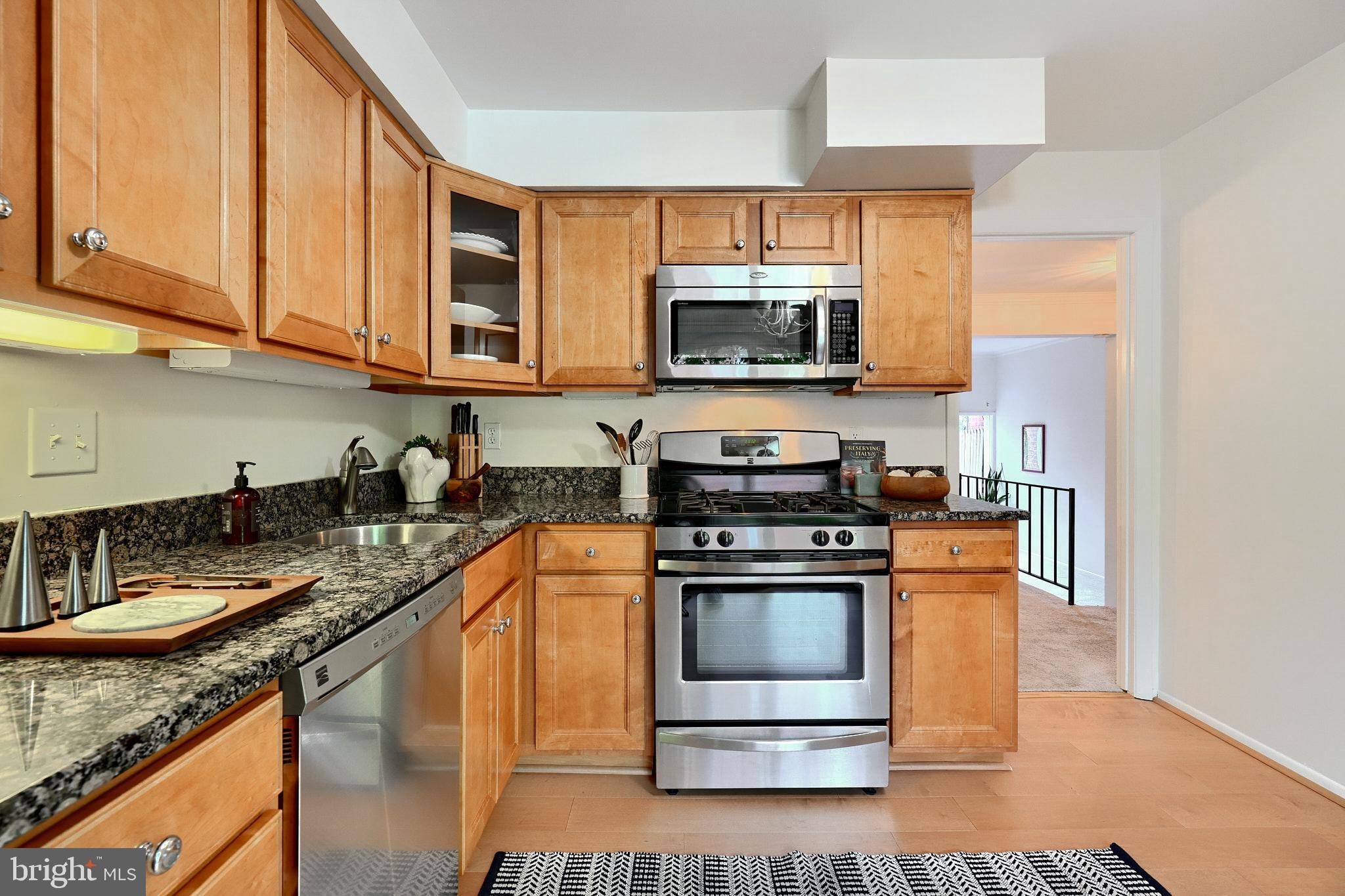 GREENBERRY WOODS - Residential