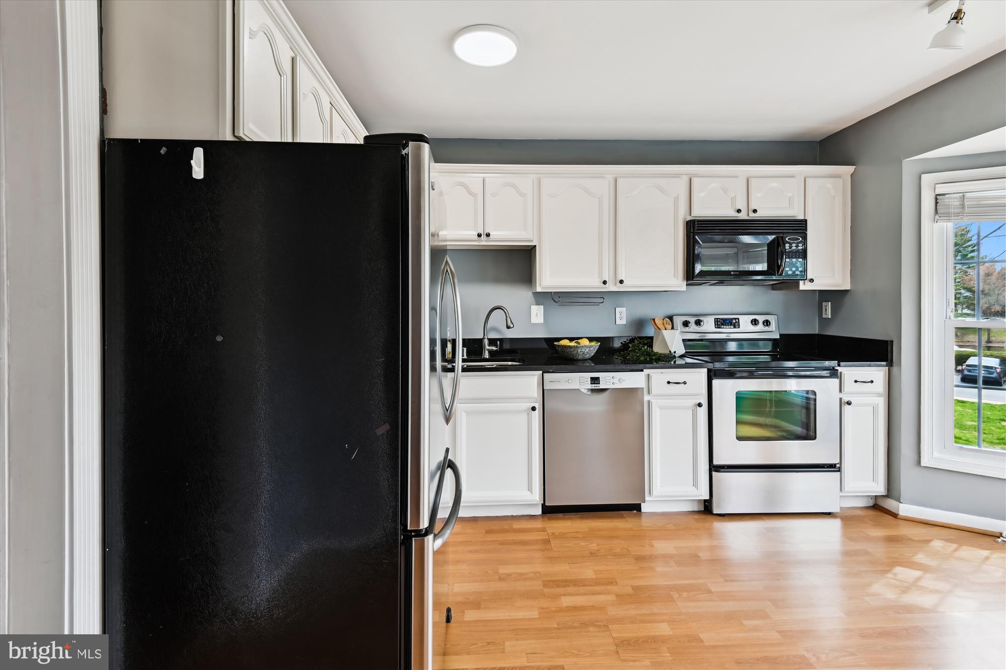 CROFTON MEWS CONDO - Residential