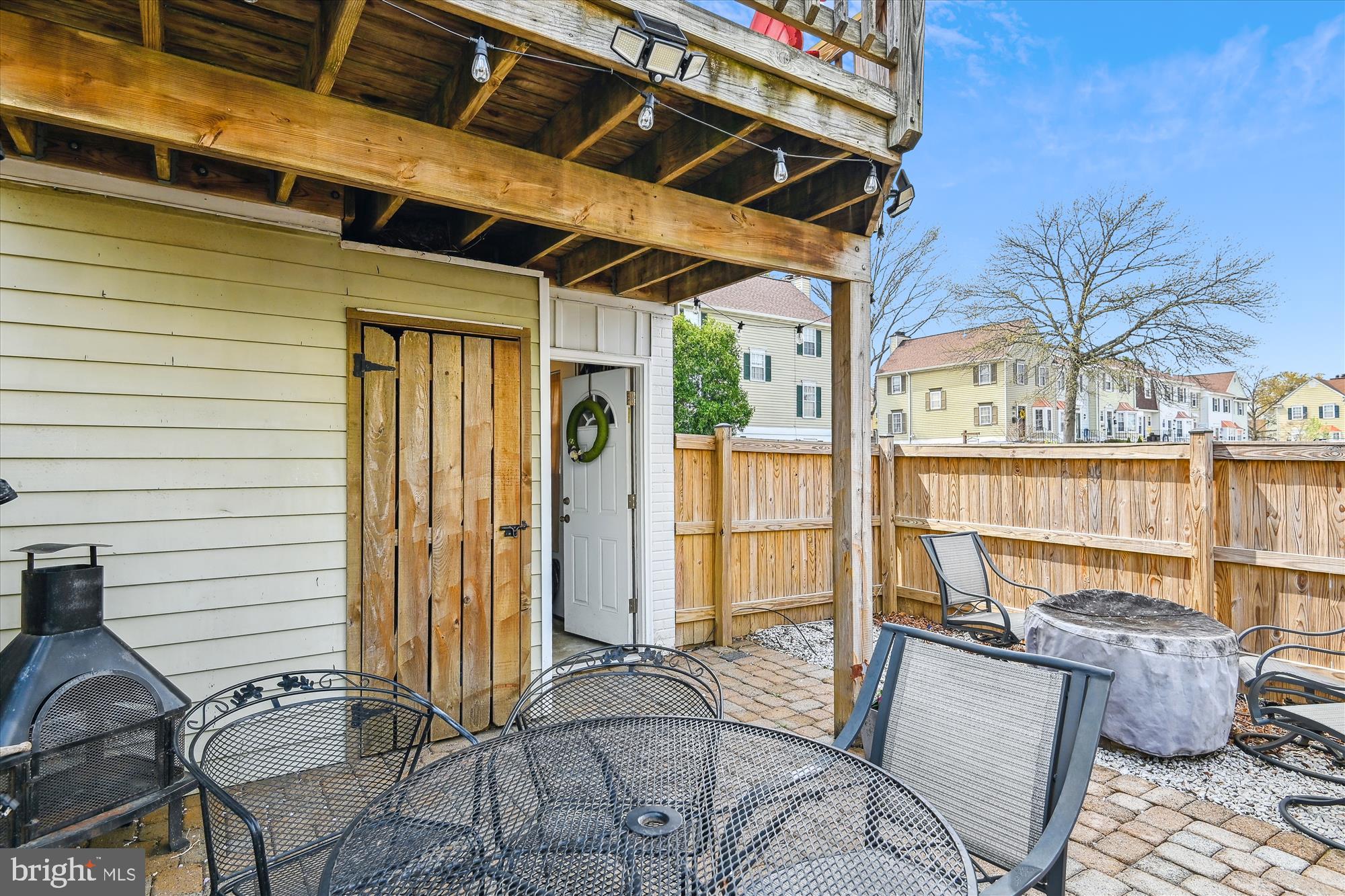 CROFTON MEWS CONDO - Residential