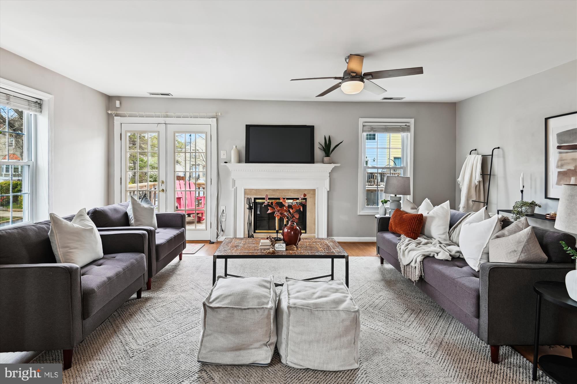 CROFTON MEWS CONDO - Residential