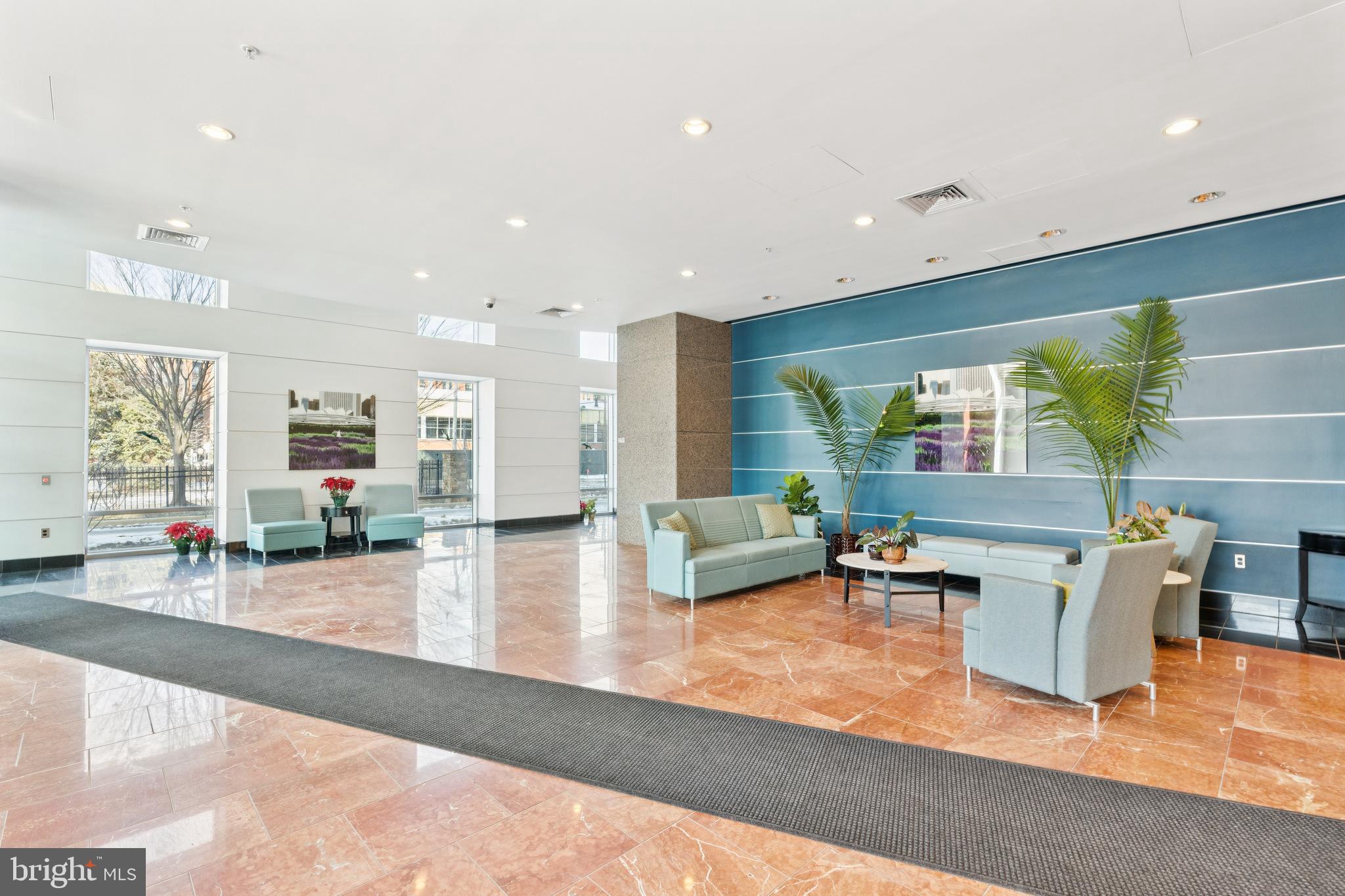 901 N PENN STREET 00 F1103