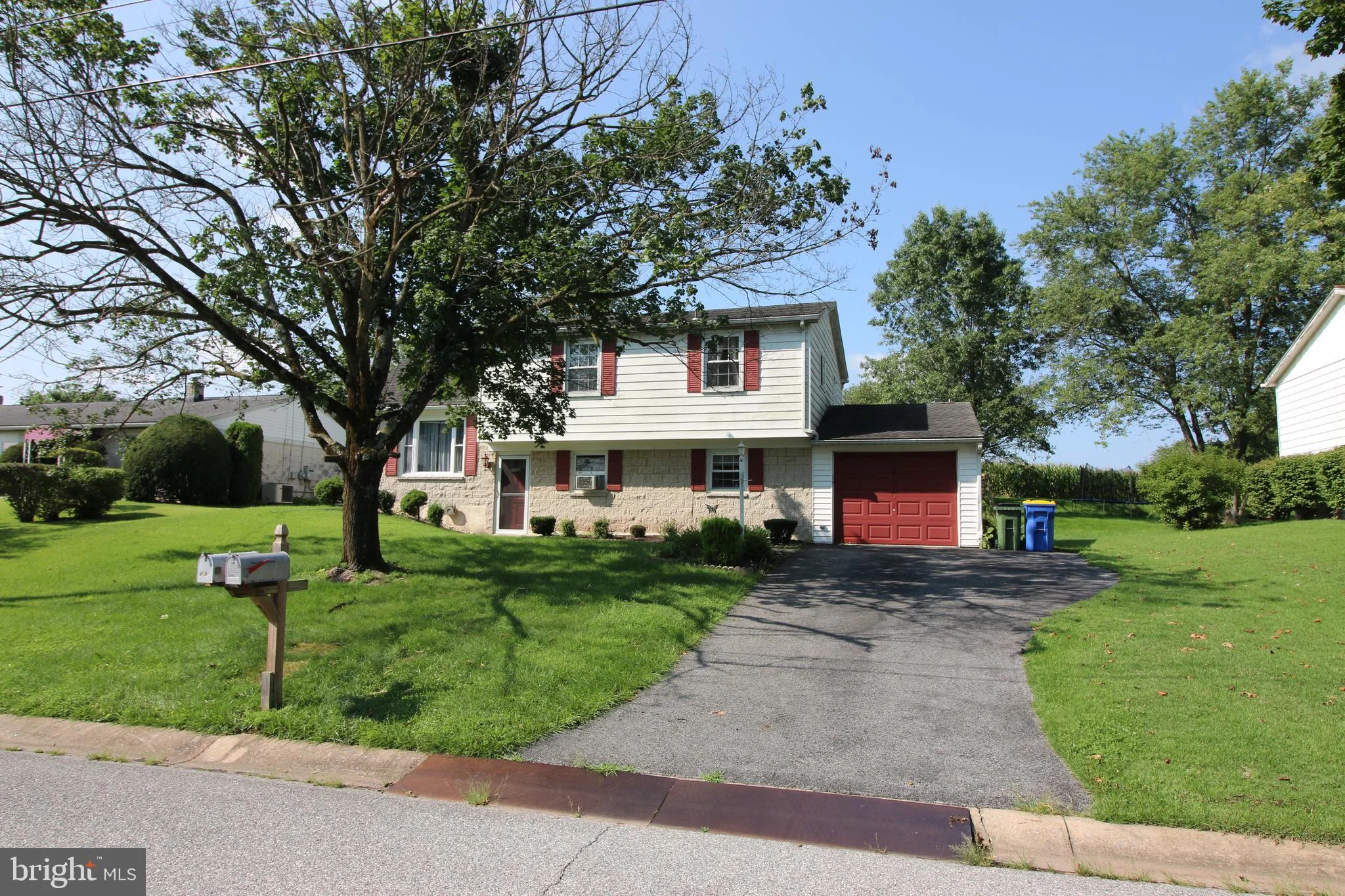 2750 Anita Drive, Dover, PA 17315