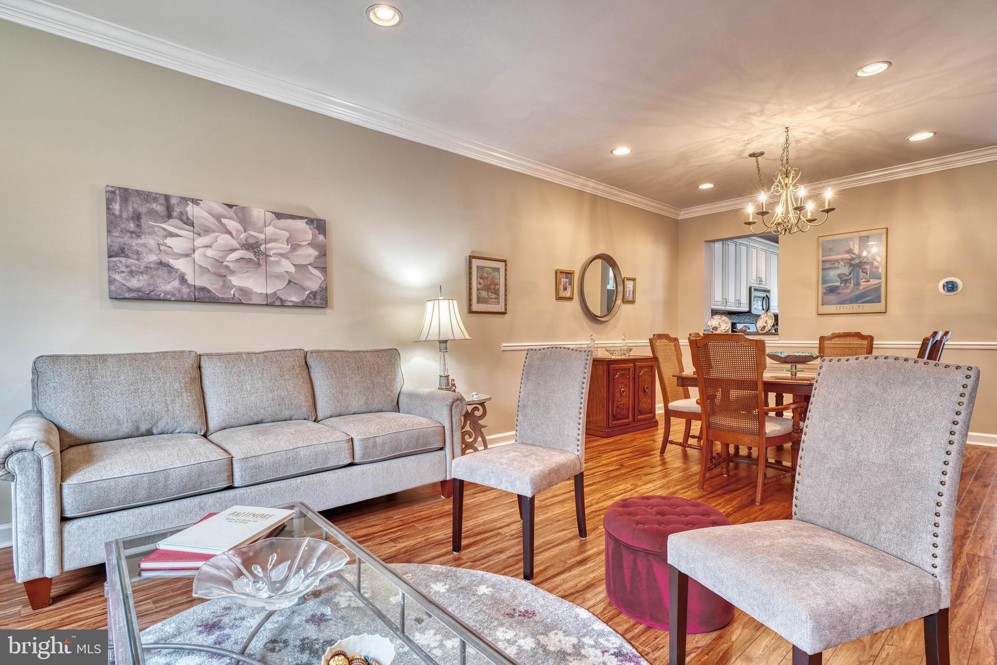 SUMMIT CHASE - Residential