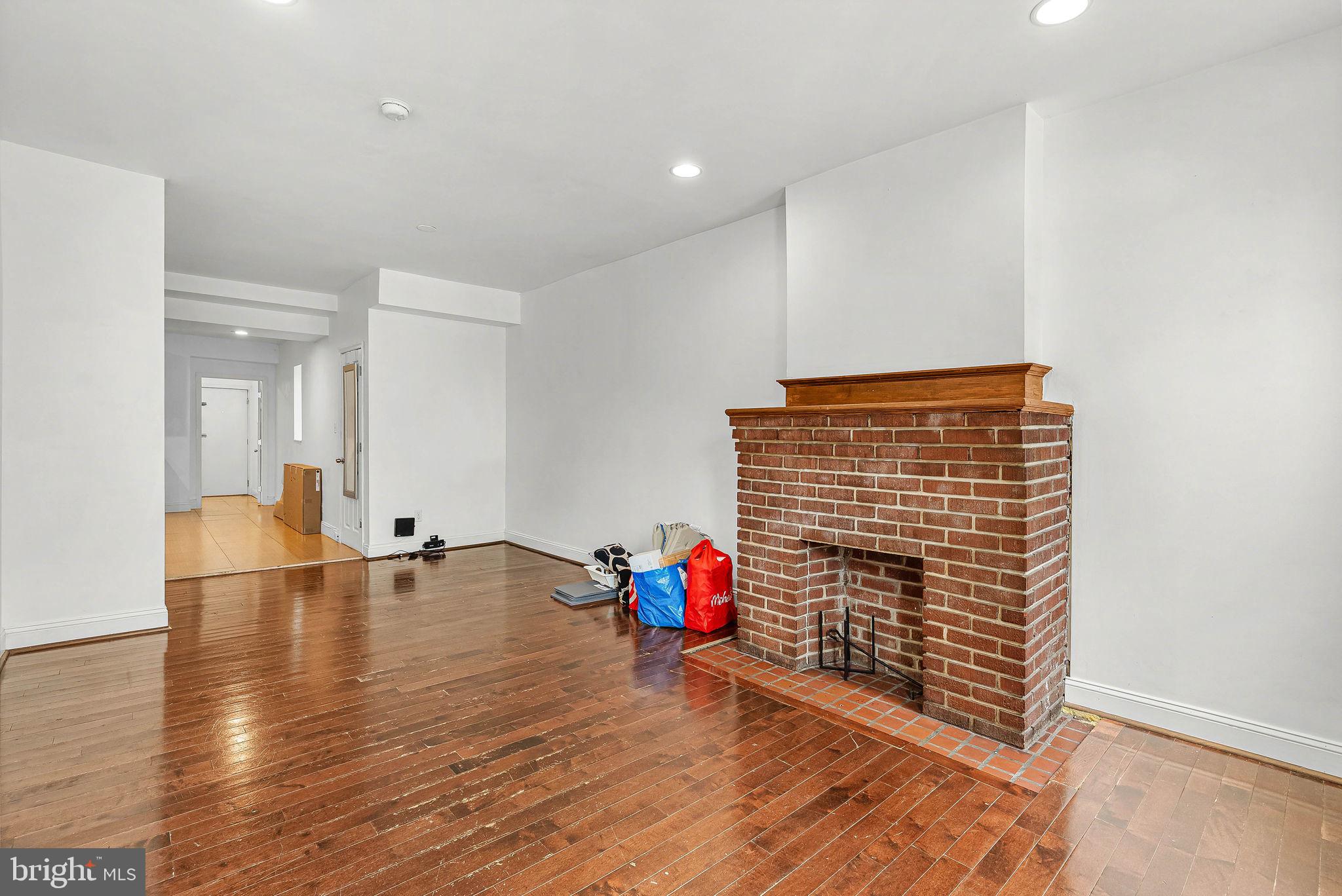 903 S 13TH STREET
