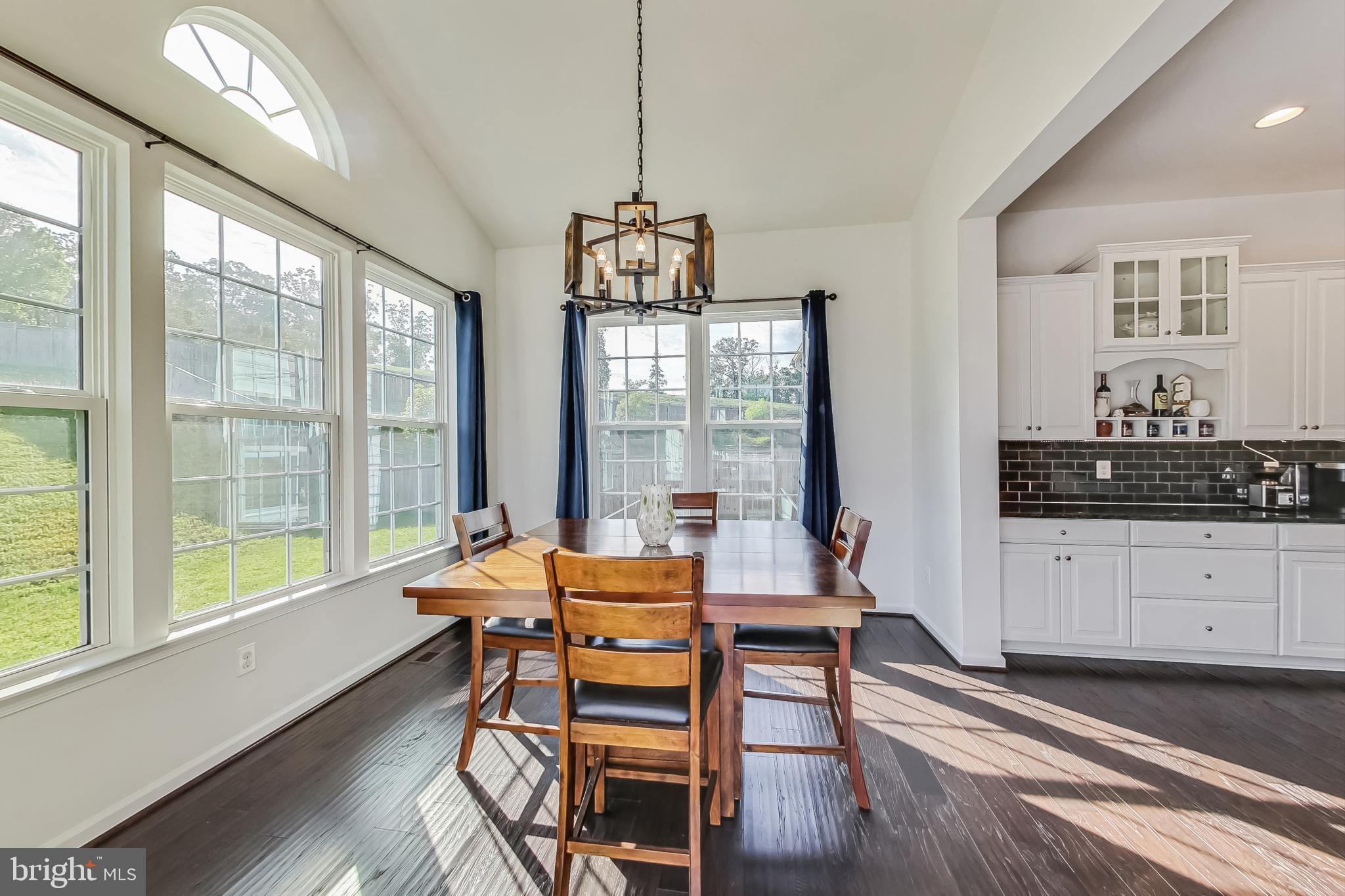 MARBURY - Residential