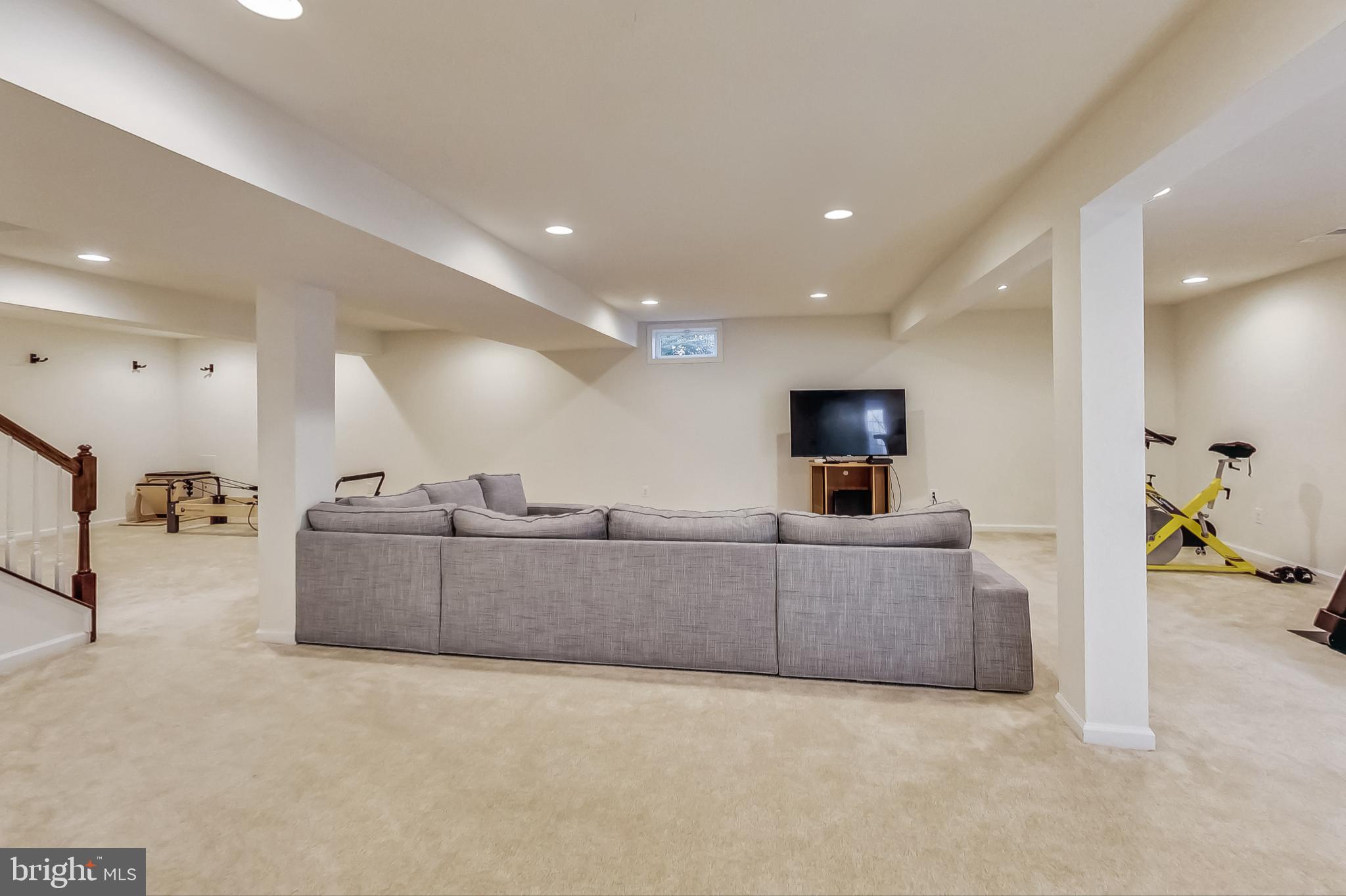 MARBURY - Residential