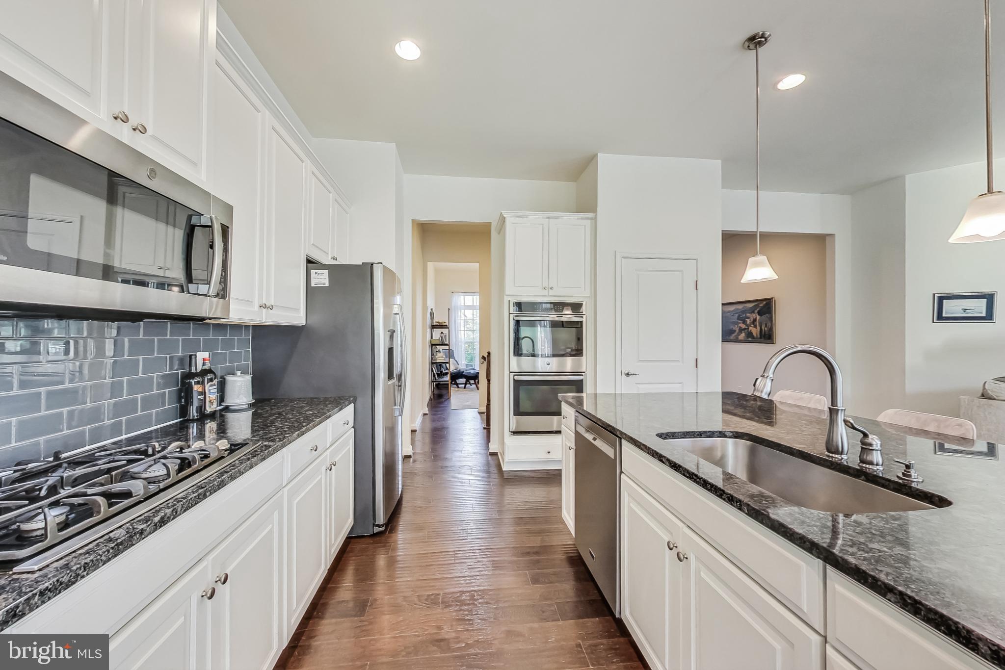 MARBURY - Residential