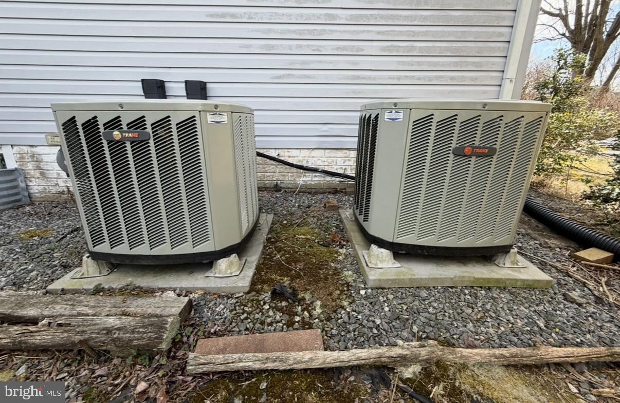 CHANCELLOR PARK - Residential Lease