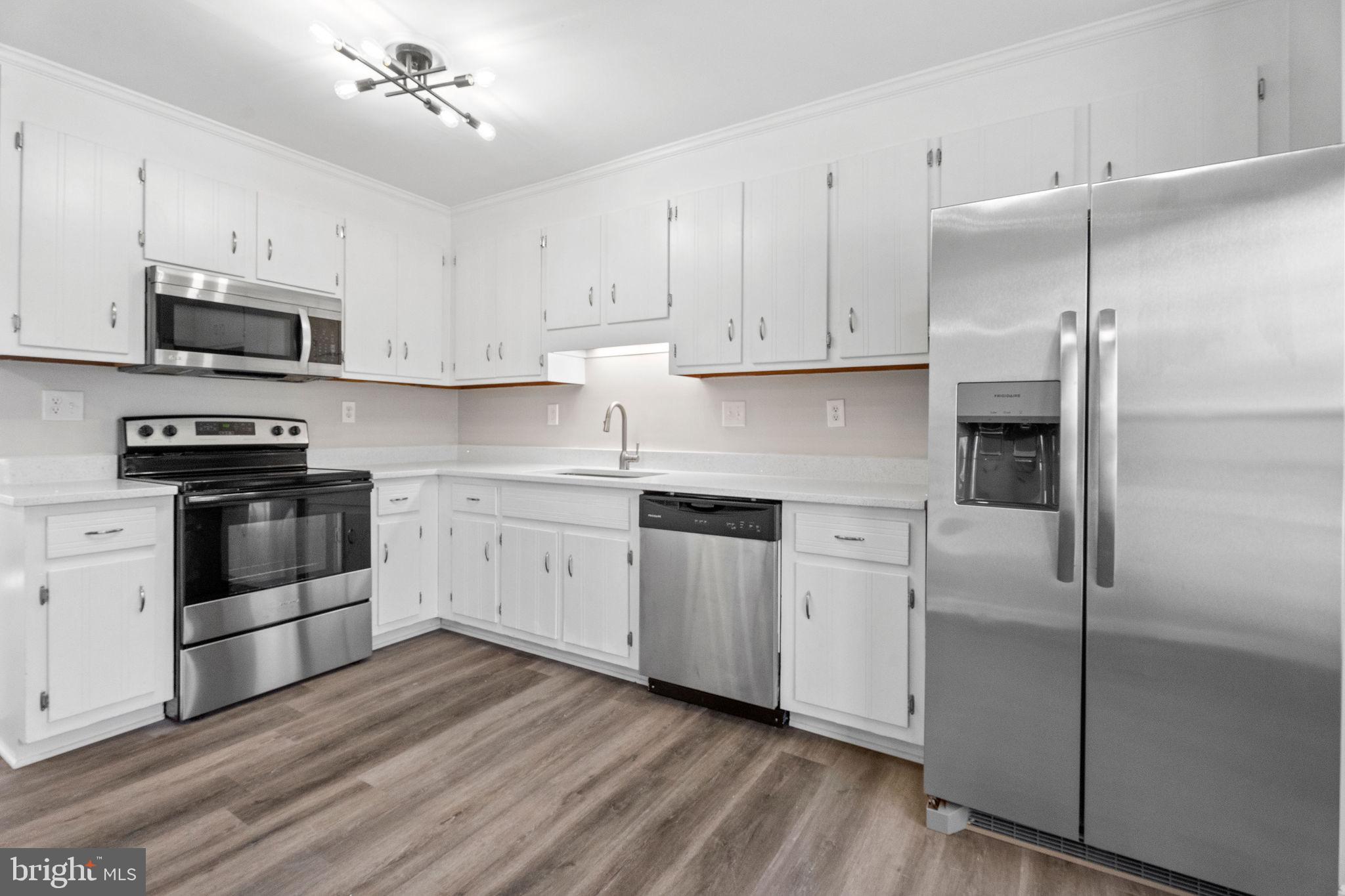 ASHBROOK - Residential