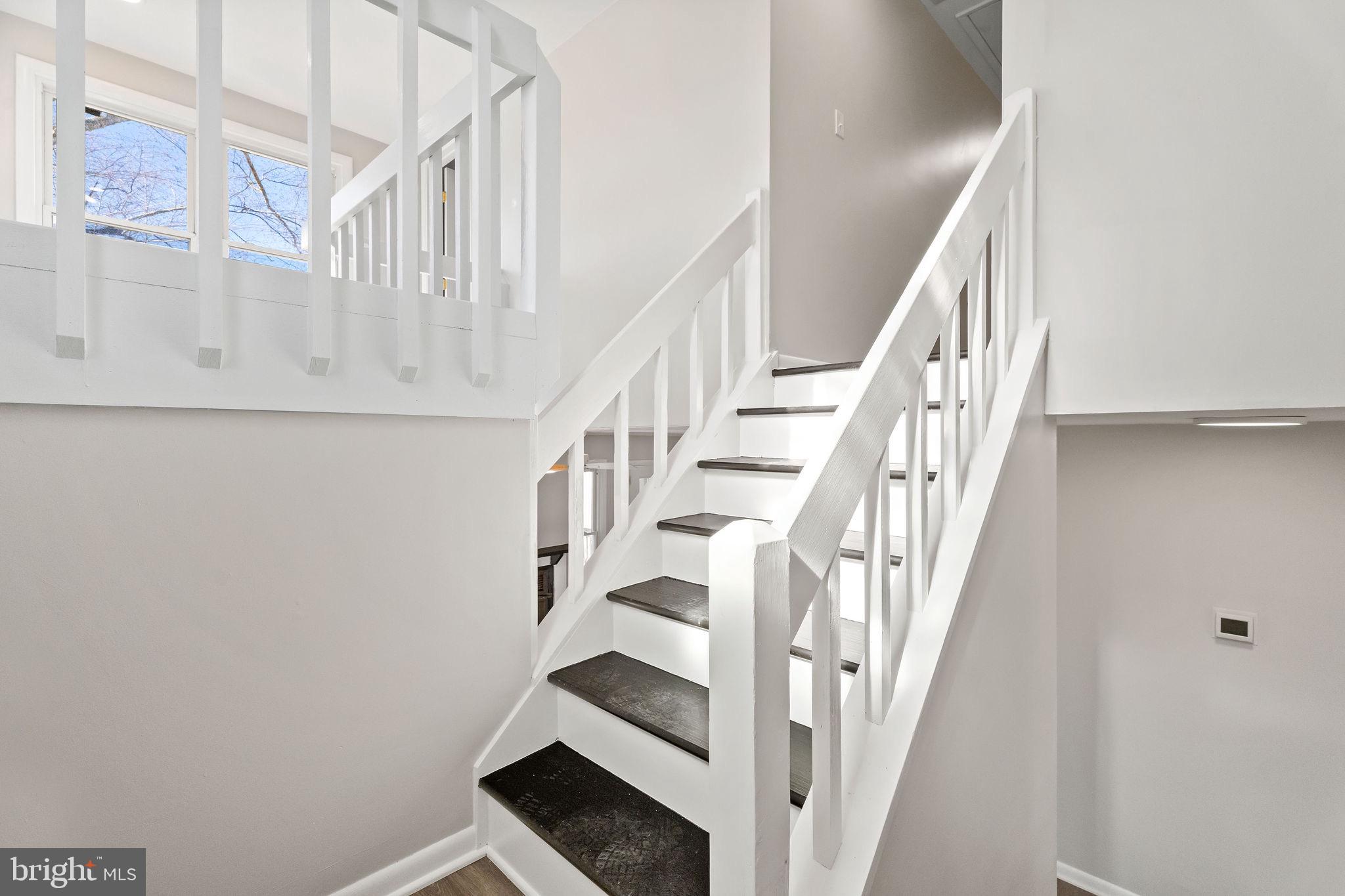 ASHBROOK - Residential