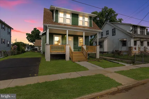 321 Elm Avenue, Oaklyn, NJ MLS: NJCD2092060