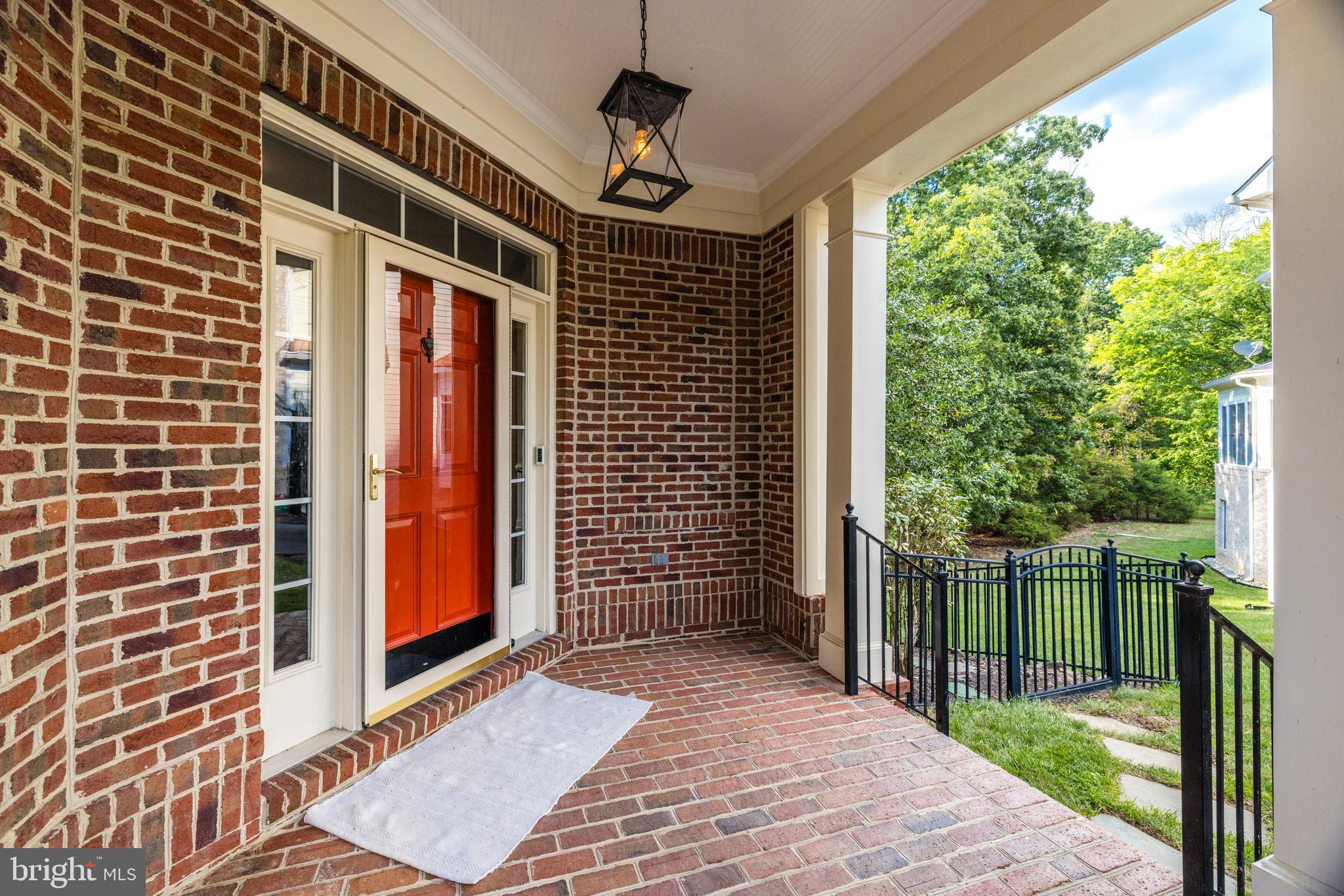 LANSDOWNE ON THE POTOMAC - Residential