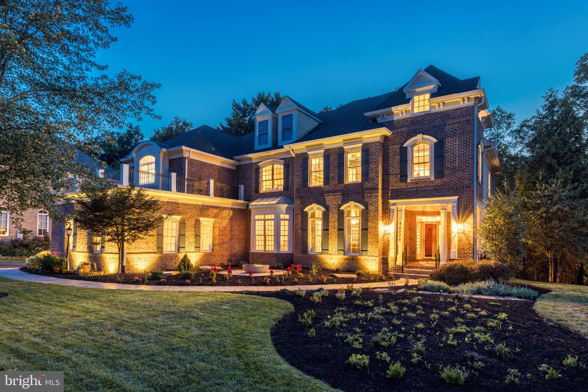 LANSDOWNE ON THE POTOMAC - Residential