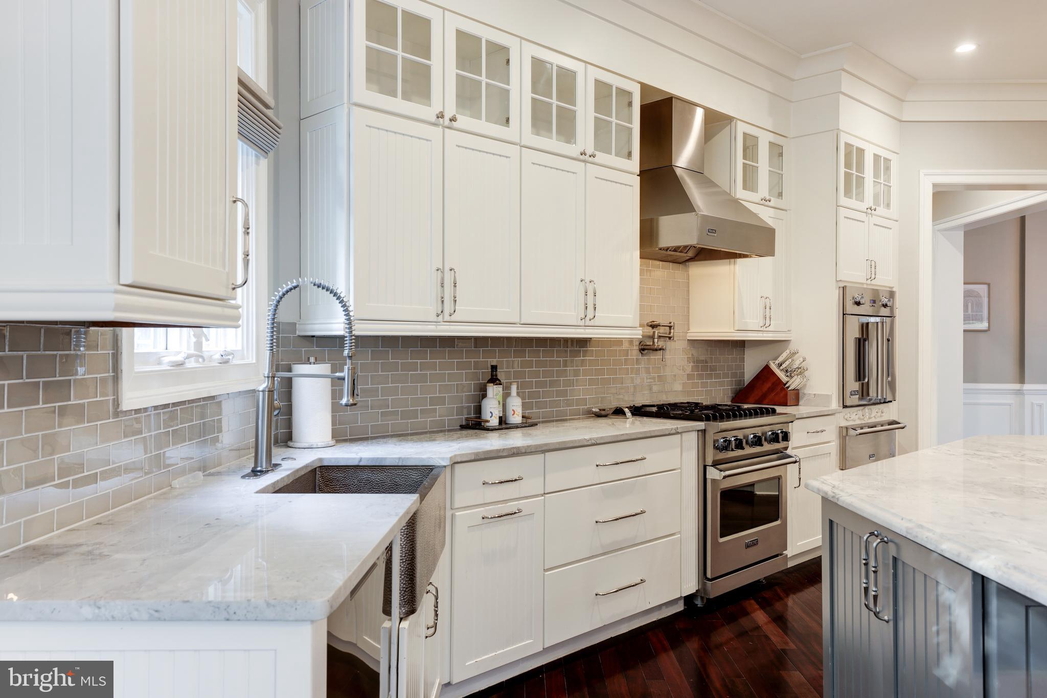 LANSDOWNE ON THE POTOMAC - Residential