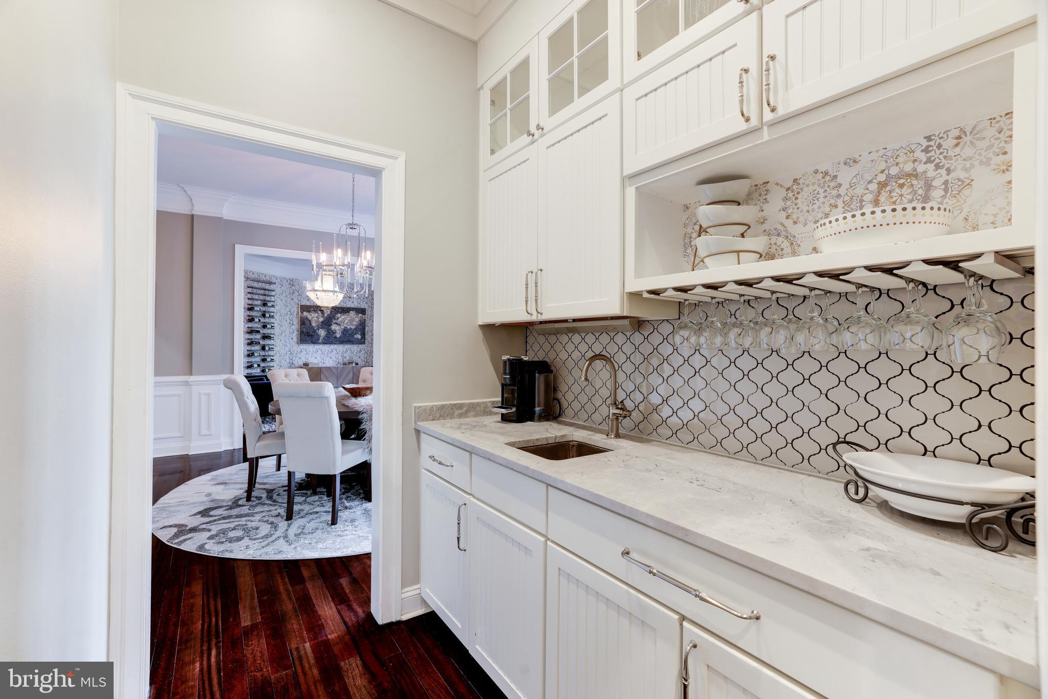 LANSDOWNE ON THE POTOMAC - Residential