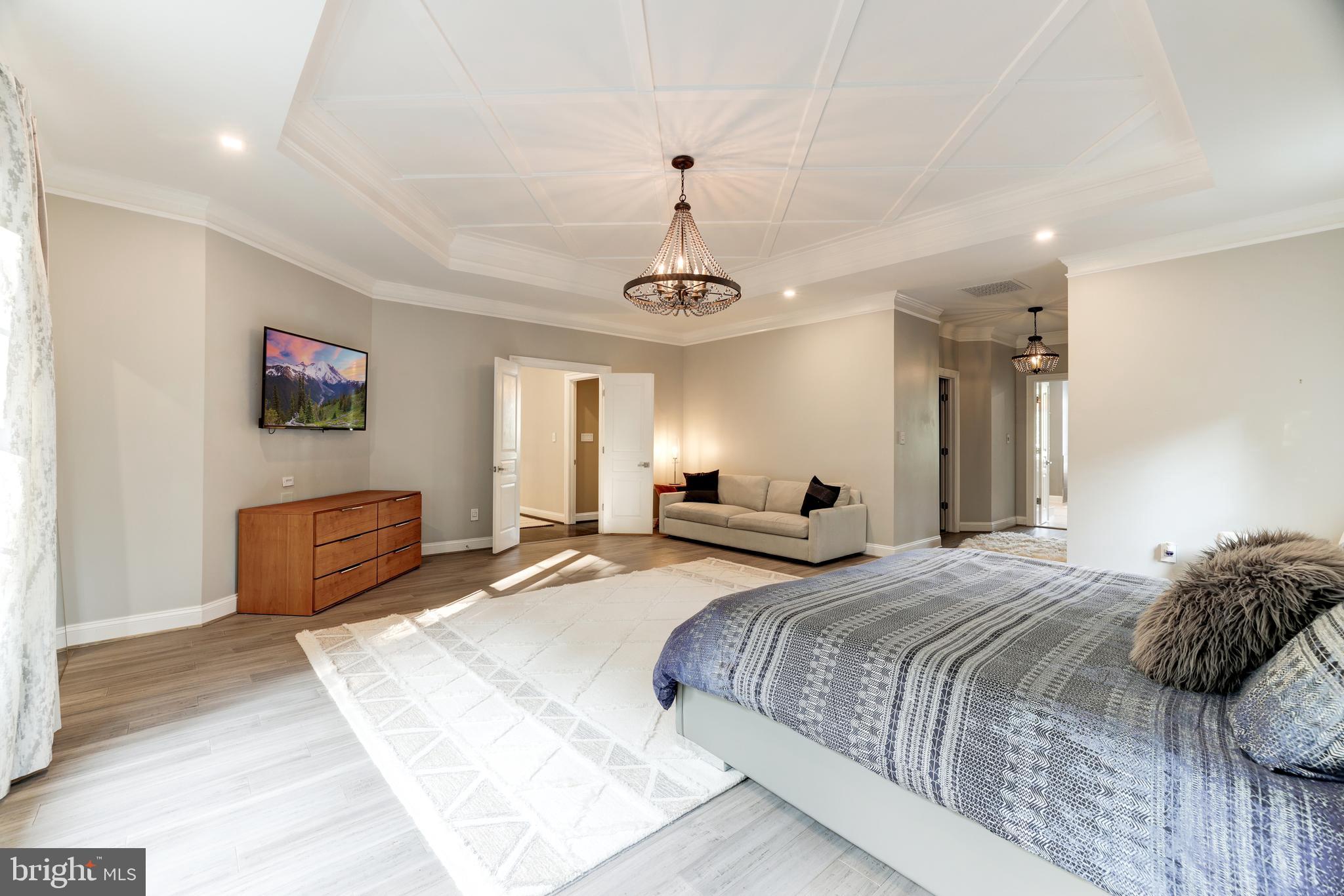 LANSDOWNE ON THE POTOMAC - Residential