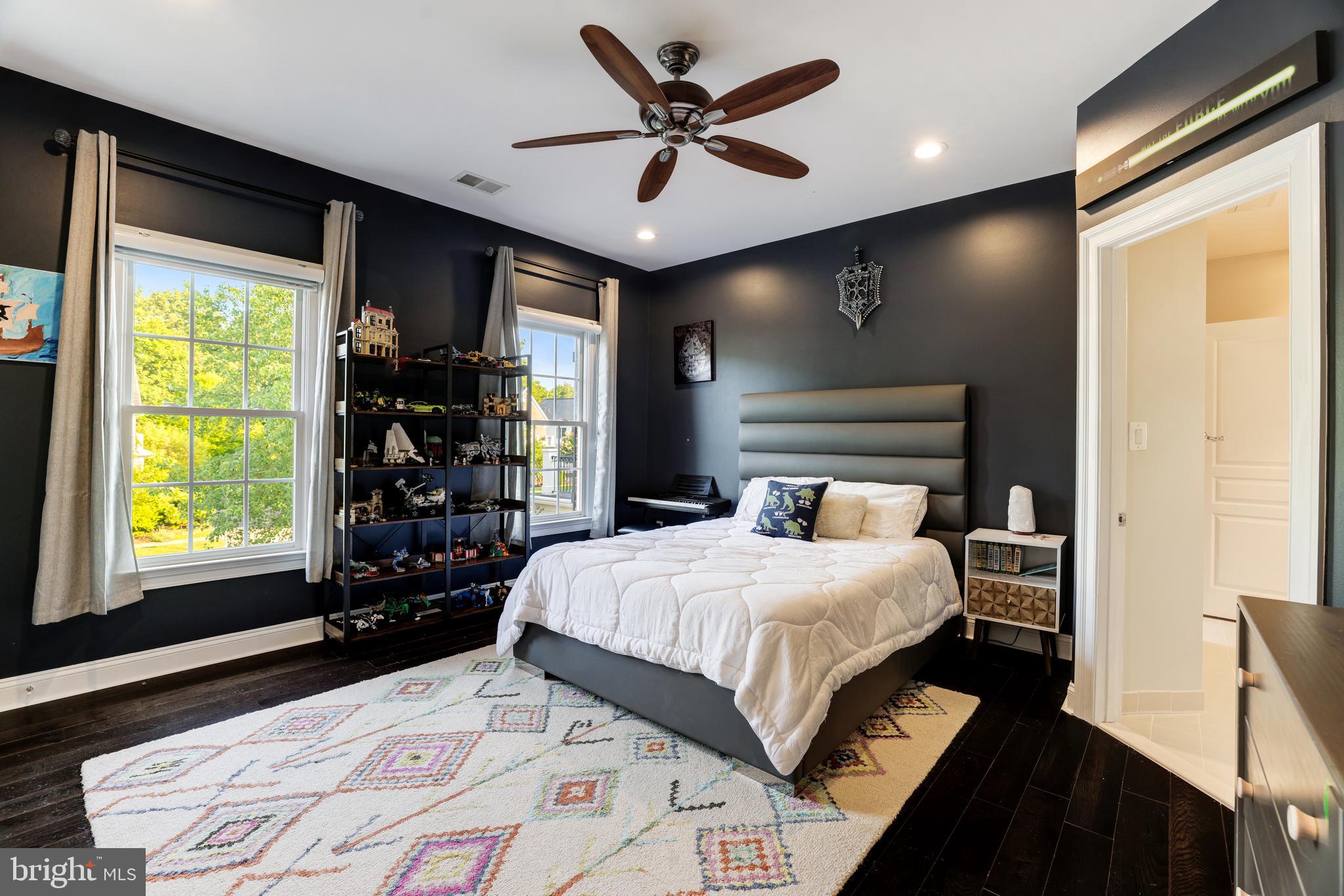 LANSDOWNE ON THE POTOMAC - Residential