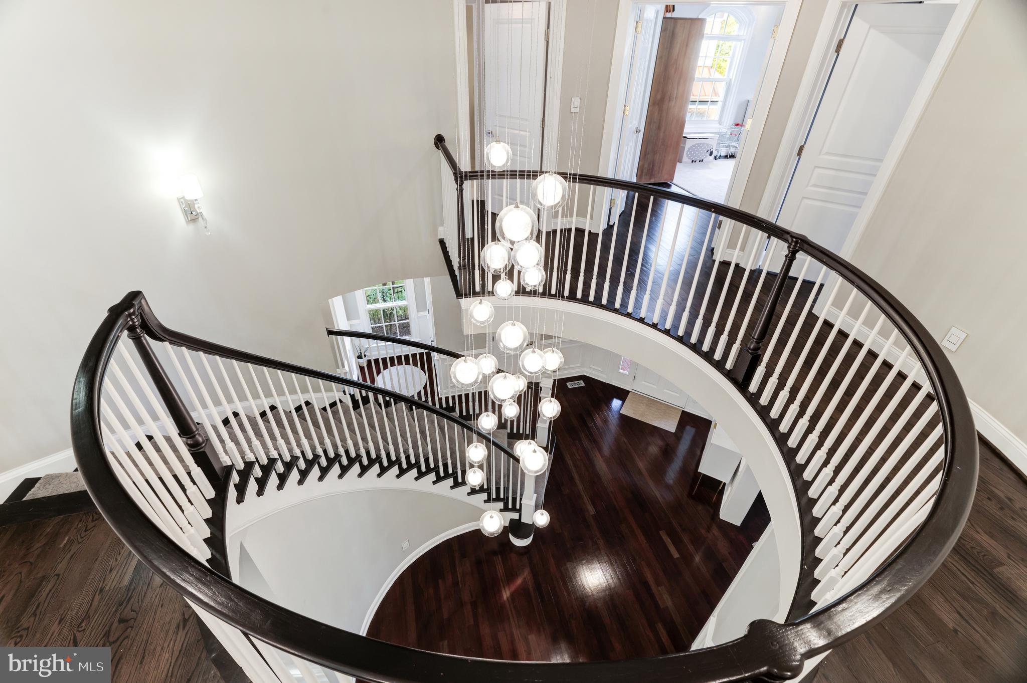 LANSDOWNE ON THE POTOMAC - Residential