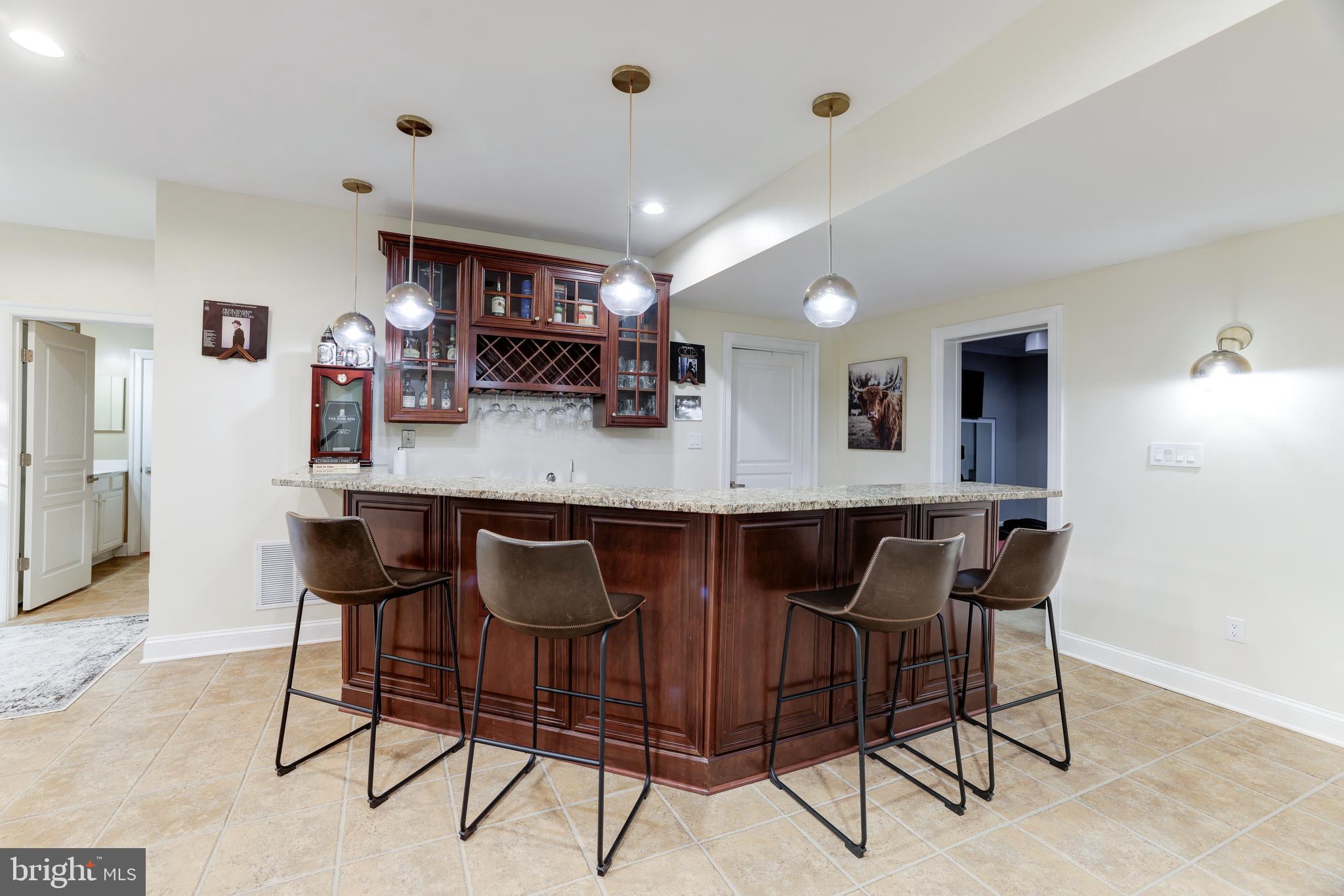 LANSDOWNE ON THE POTOMAC - Residential