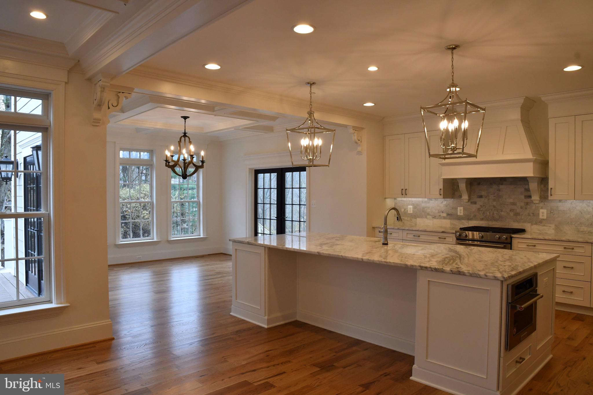 BRIAR KNOLL - Residential