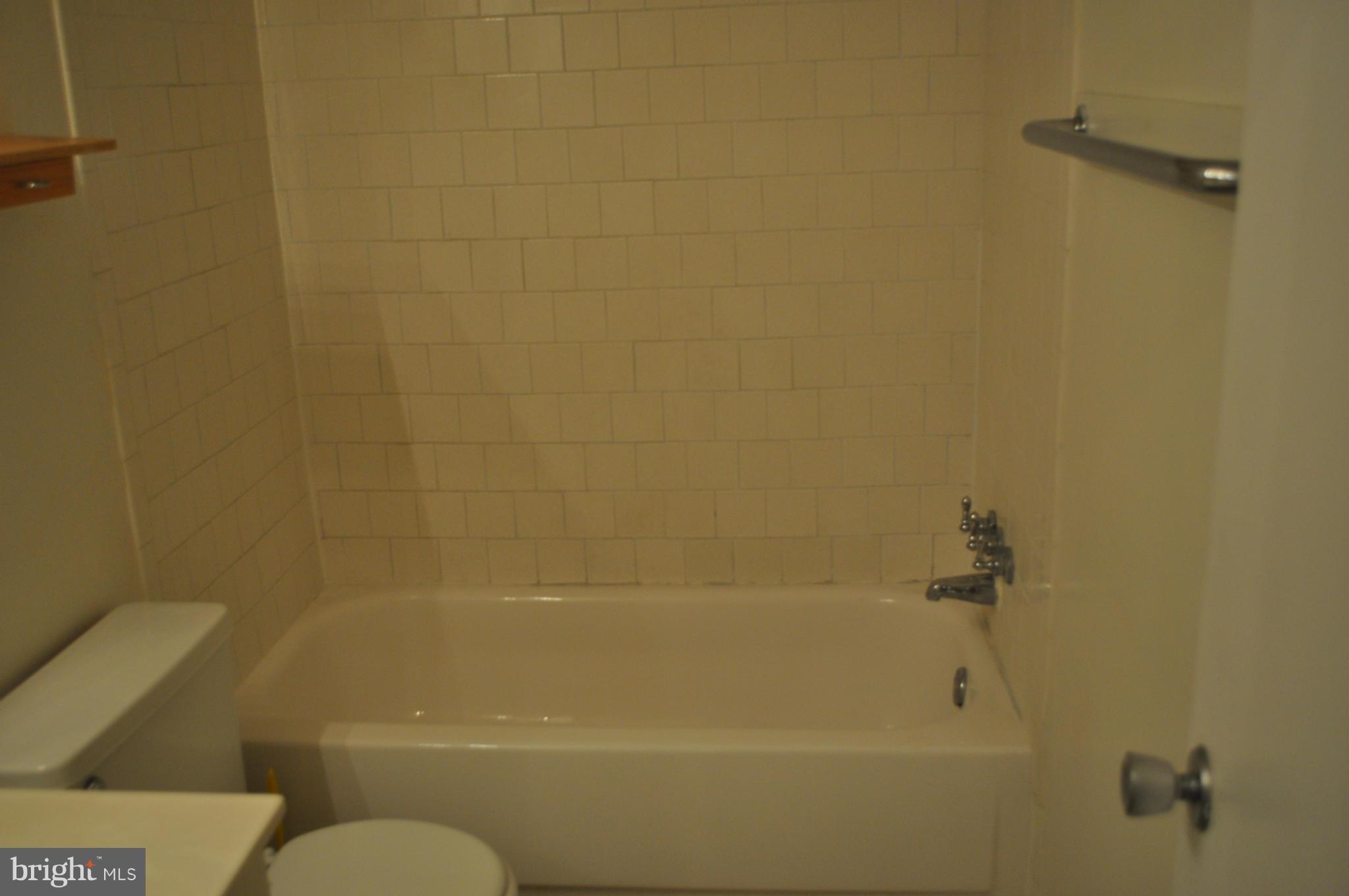 WOODLAKE TOWERS - Residential Lease