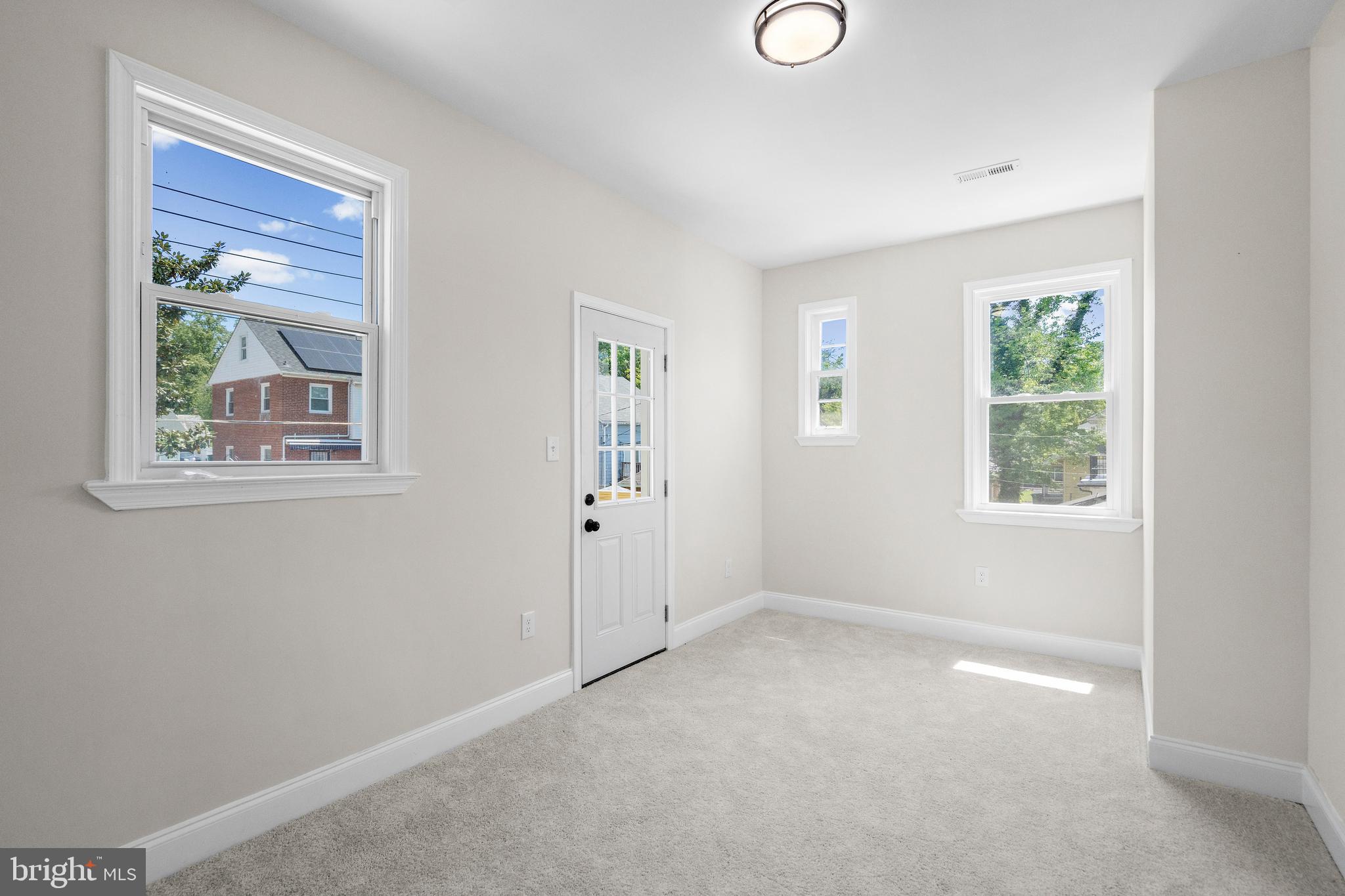 ASHBURTON HISTORIC DISTRICT - Residential