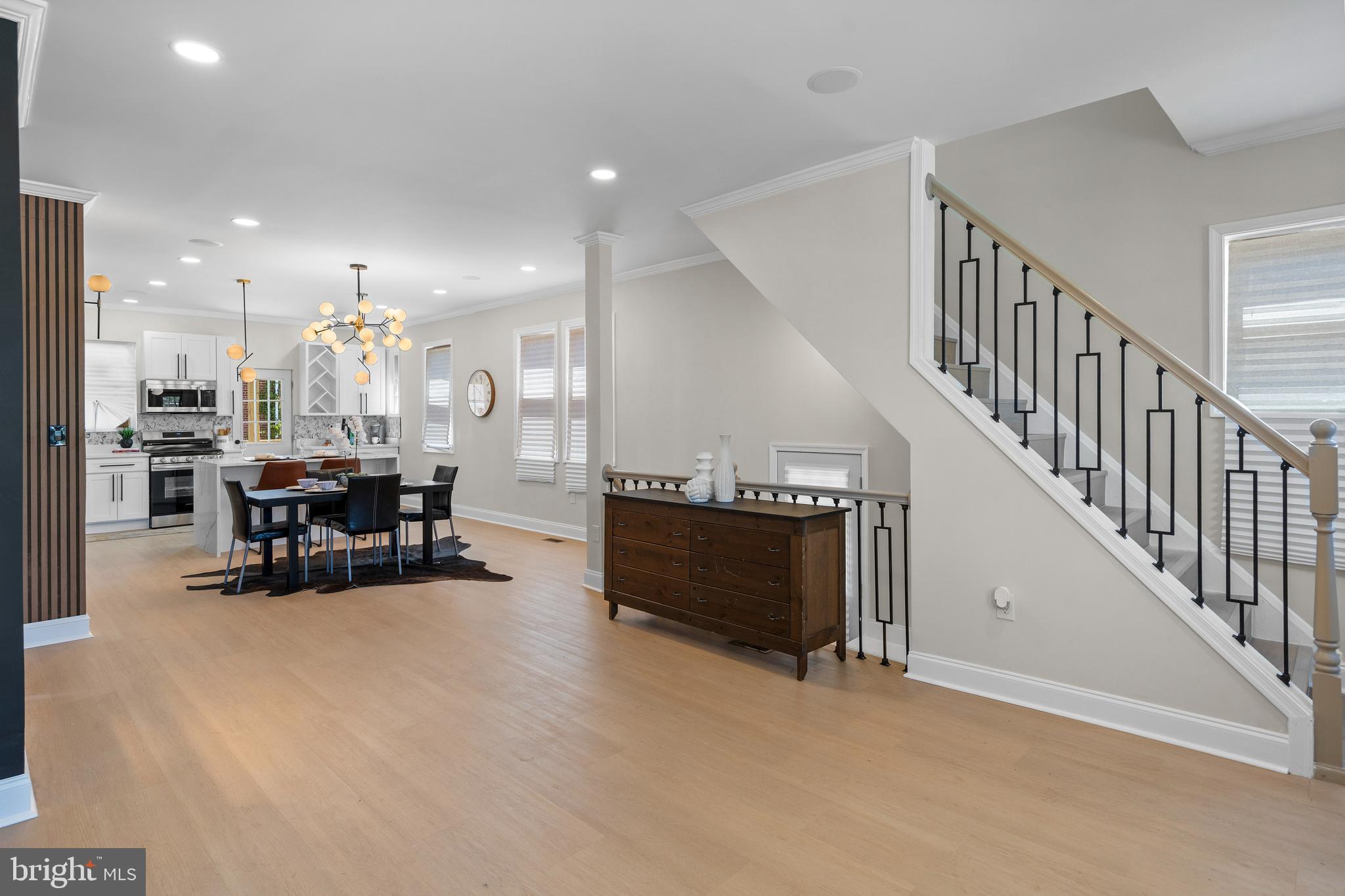 ASHBURTON HISTORIC DISTRICT - Residential