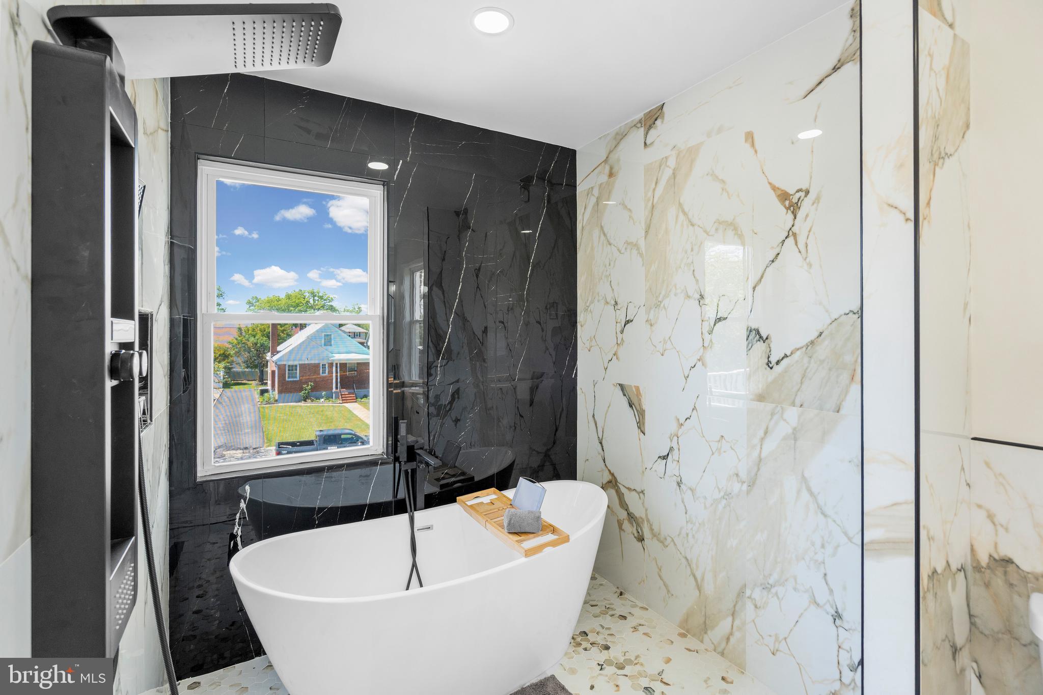 ASHBURTON HISTORIC DISTRICT - Residential