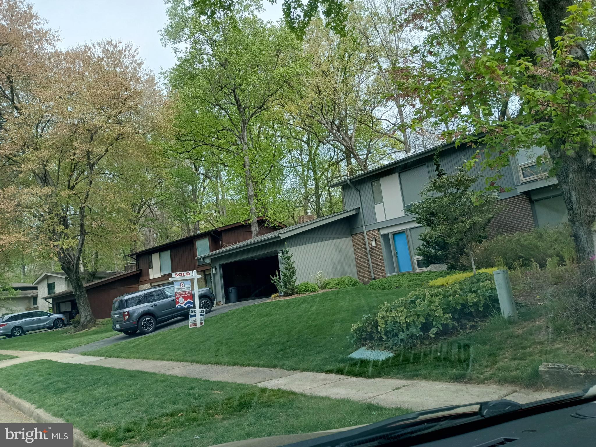 4231 ELIZABETH LANE