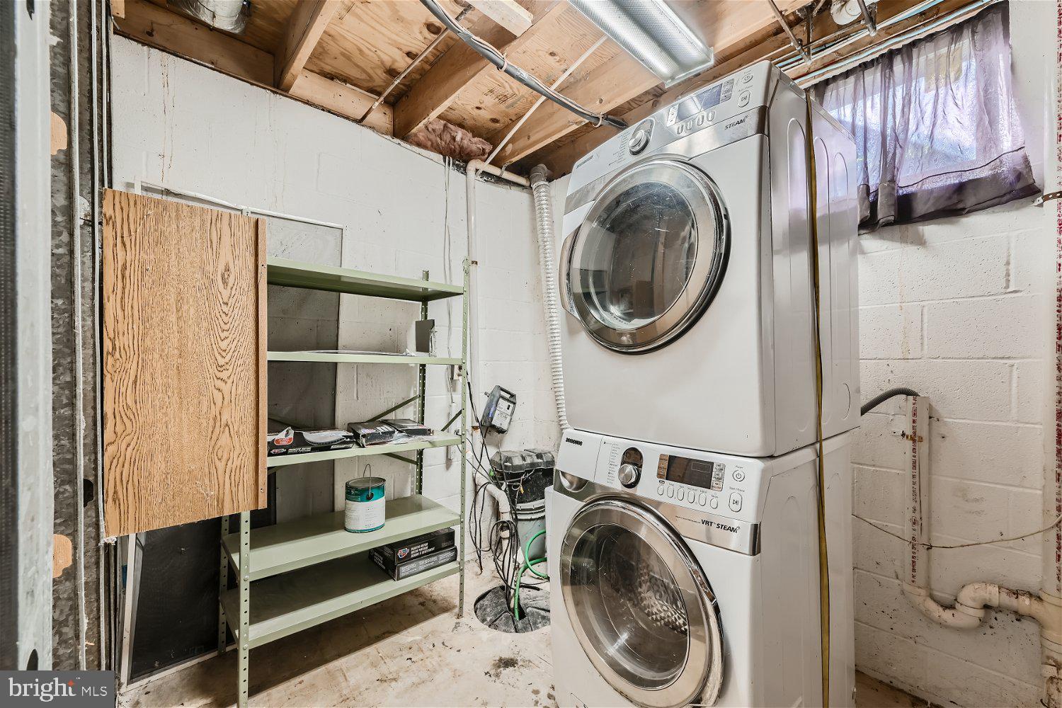 RIVERSIDE PARK - Residential