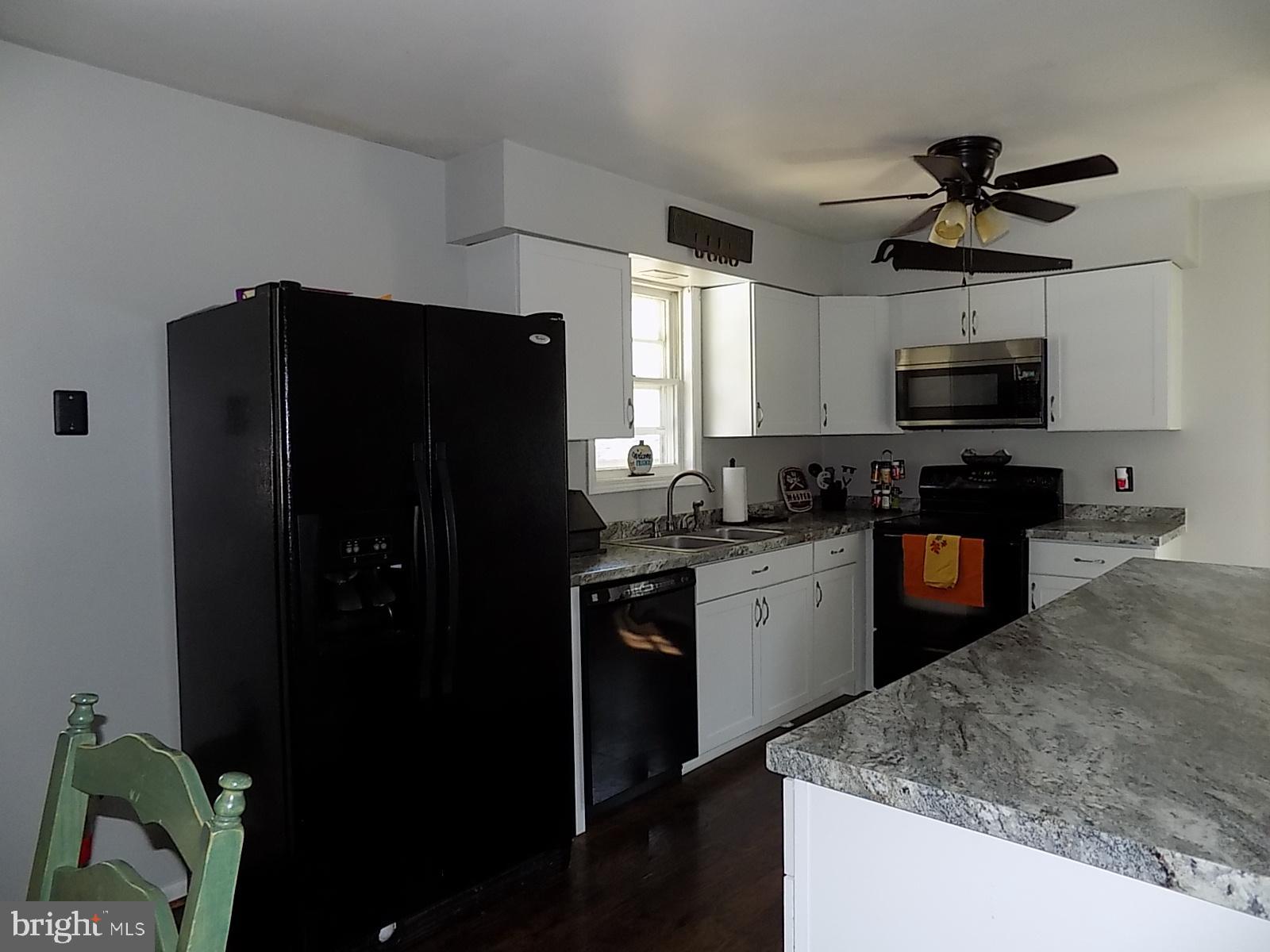 PINEVIEW - Residential