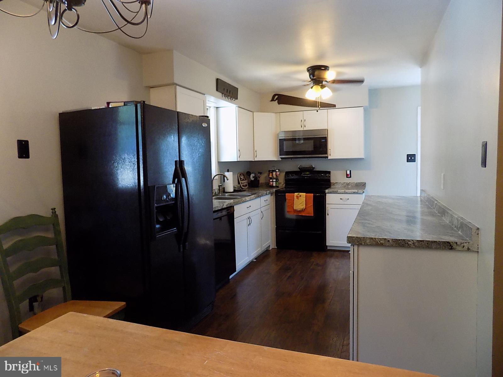 PINEVIEW - Residential