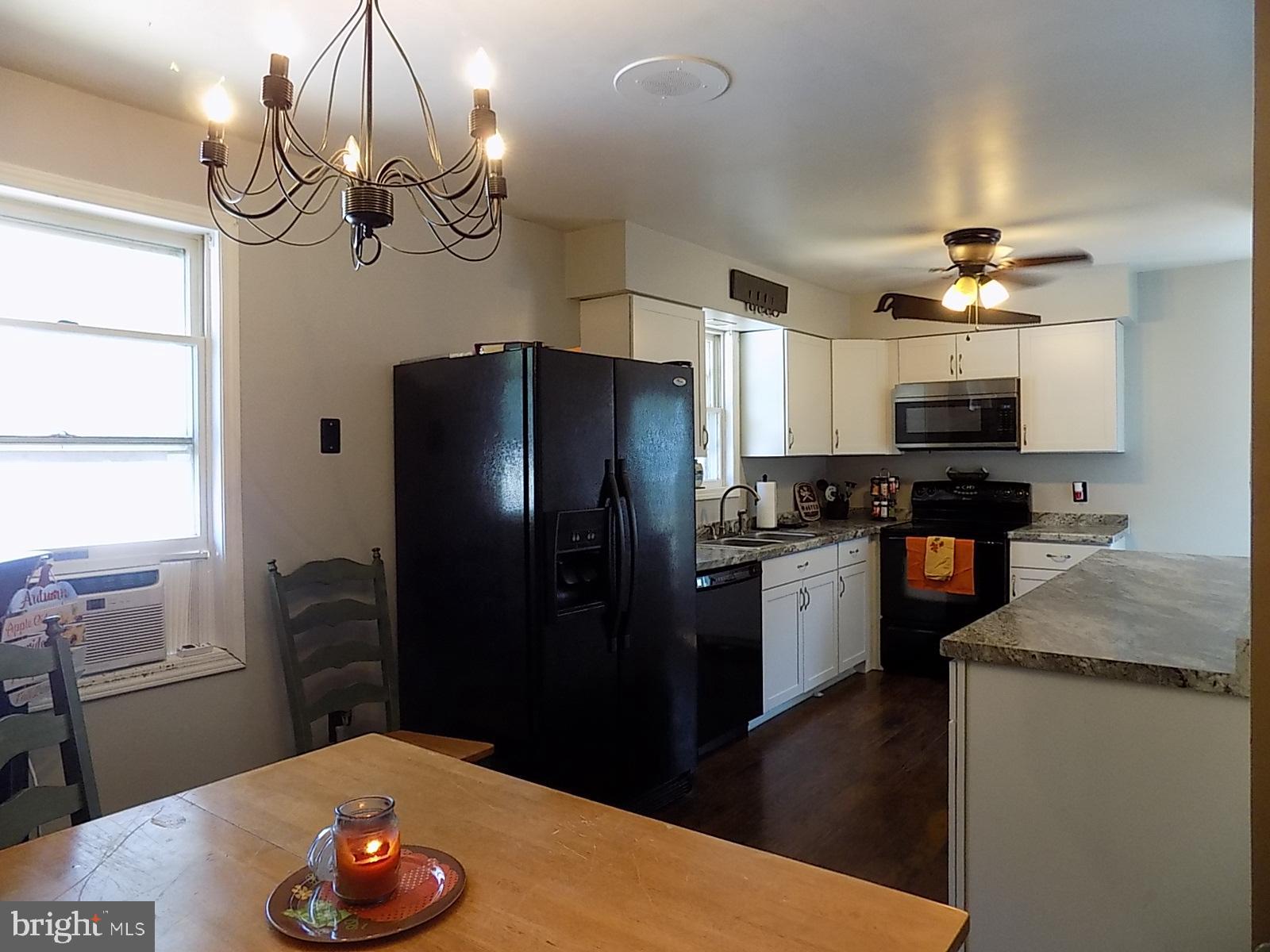 PINEVIEW - Residential