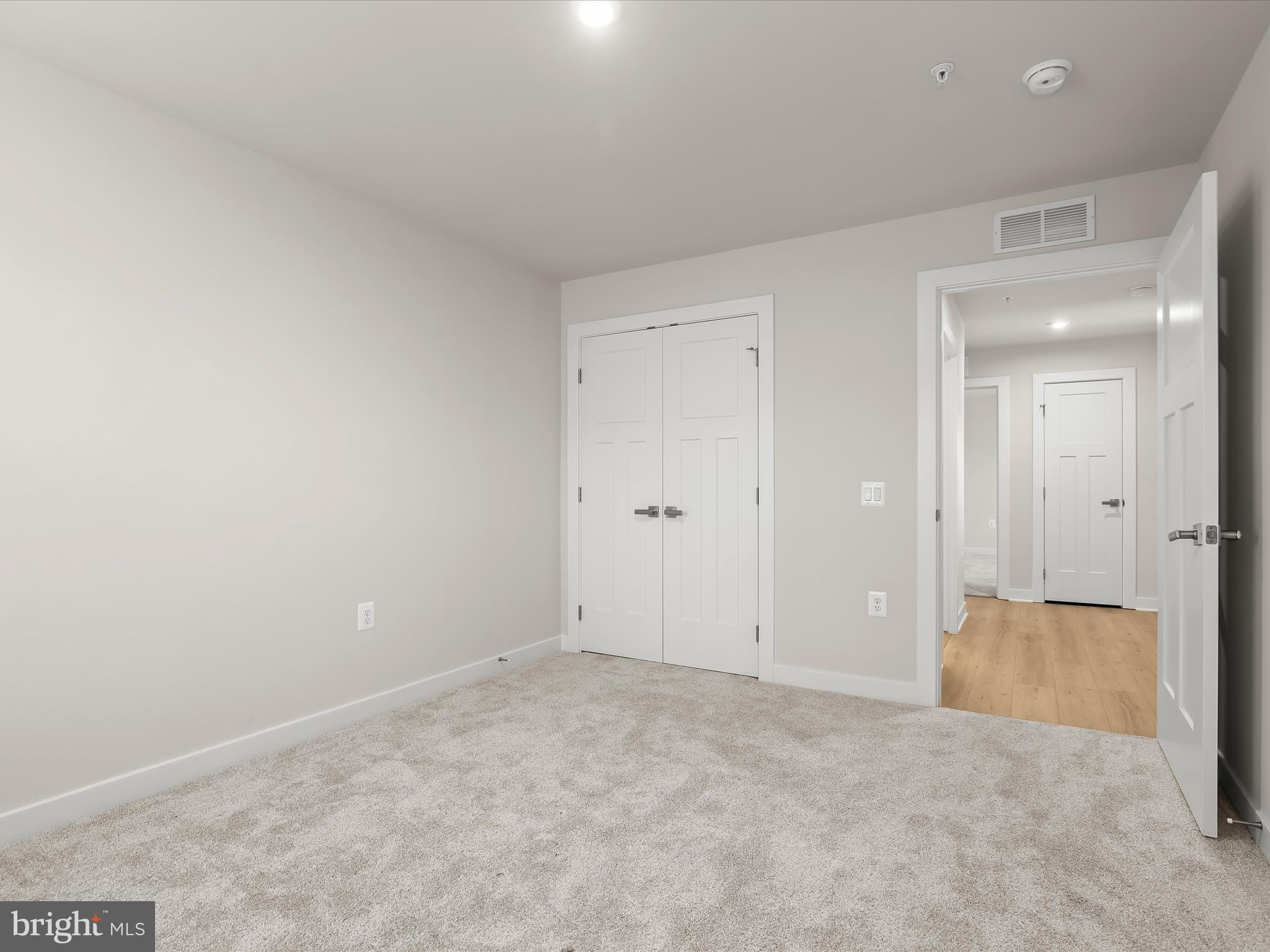 GRACE WOODS - Residential Lease