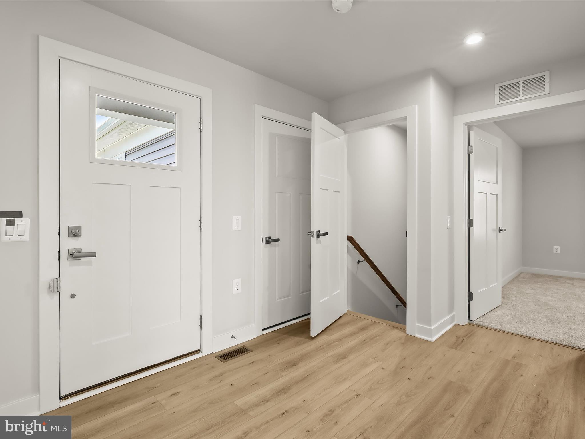 GRACE WOODS - Residential Lease