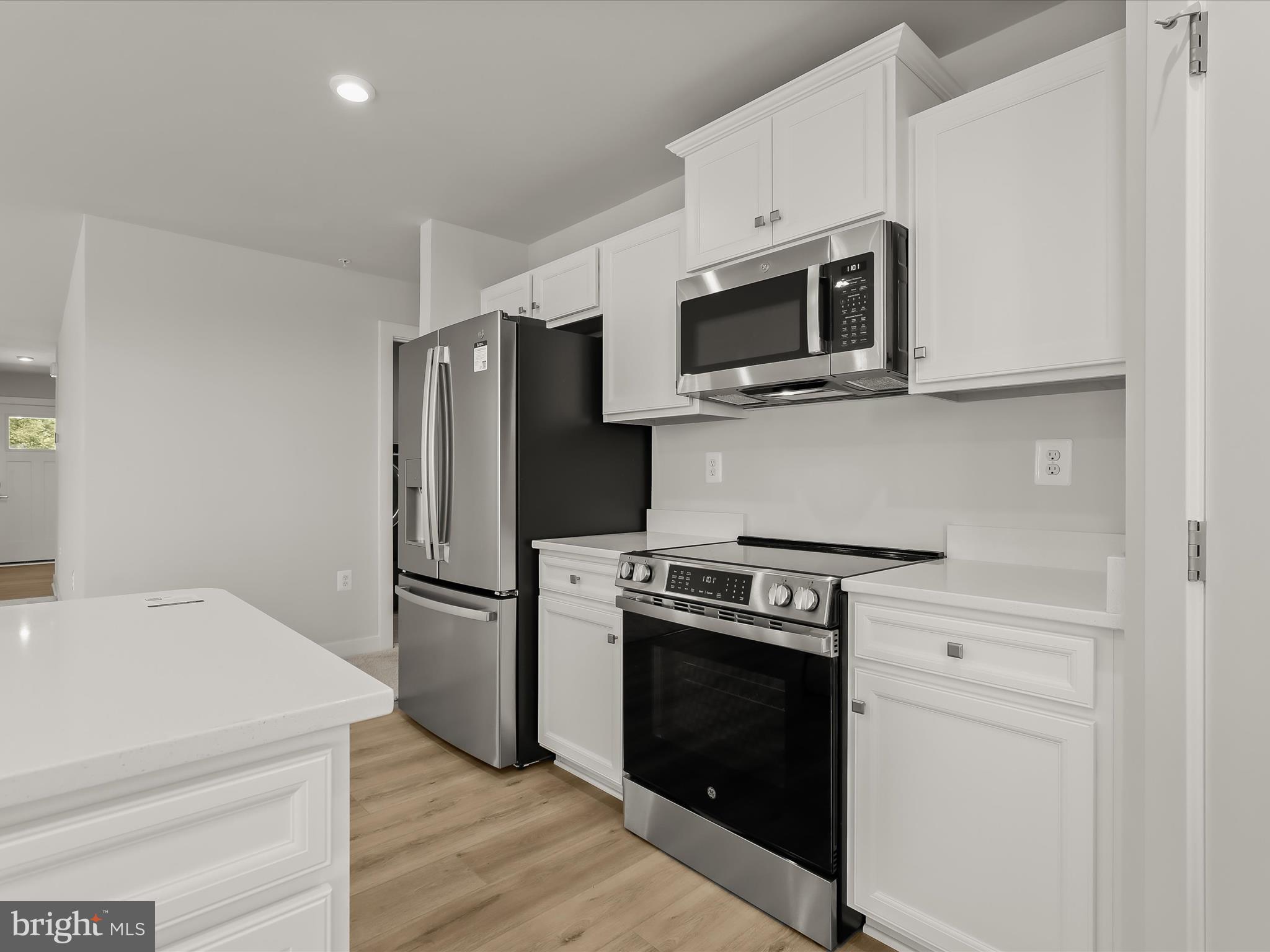 GRACE WOODS - Residential Lease