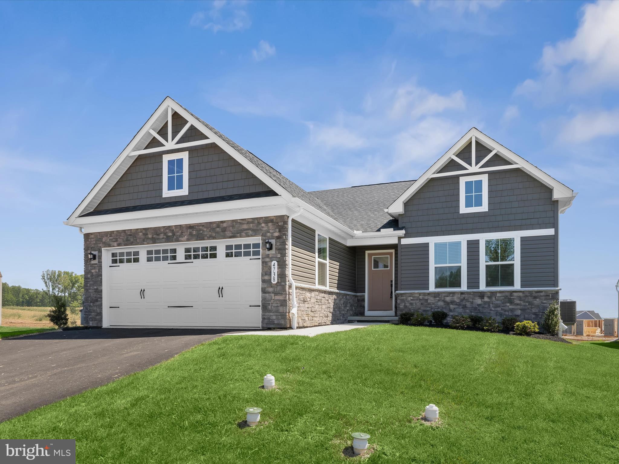 GRACE WOODS - Residential Lease