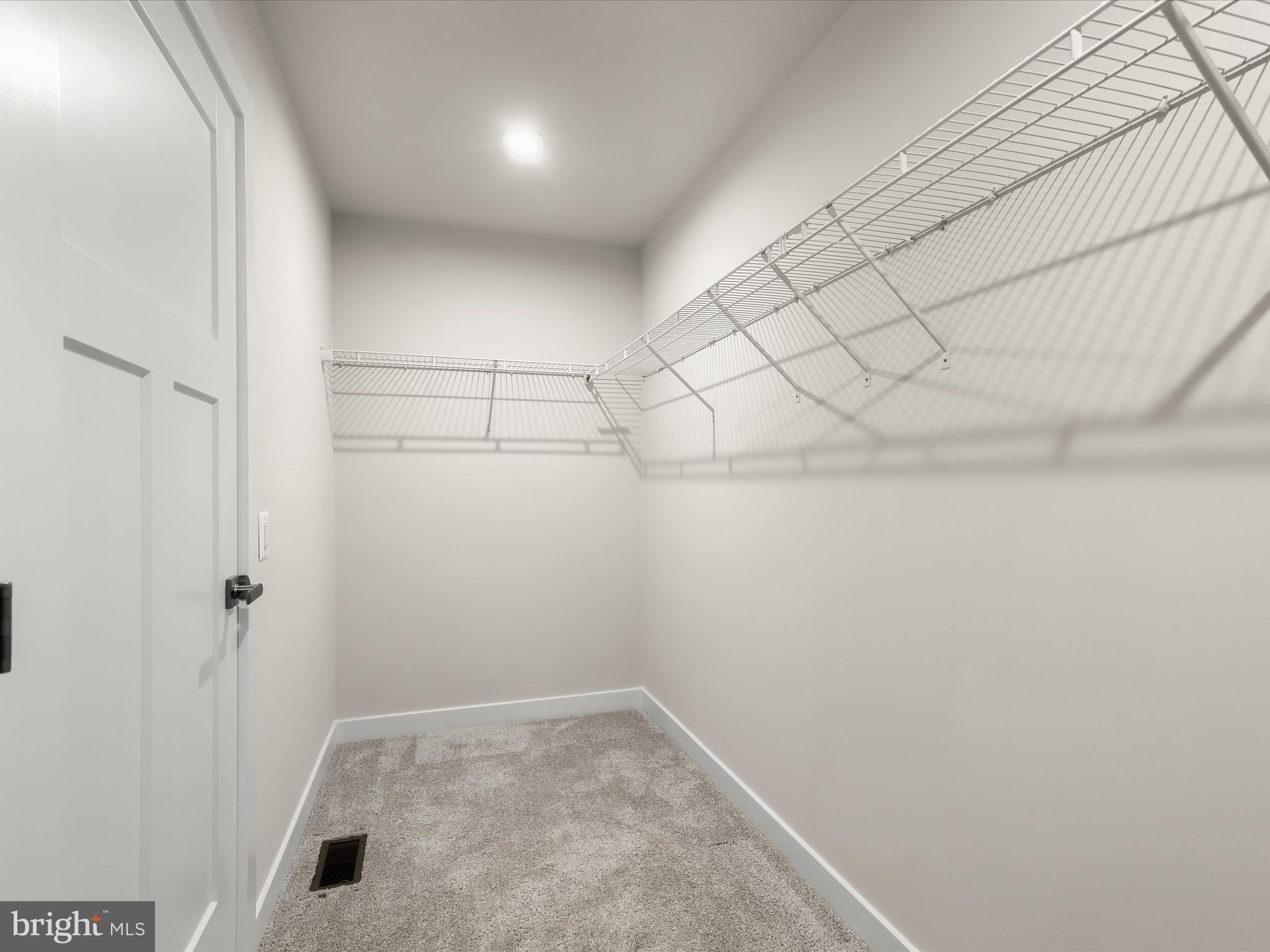 GRACE WOODS - Residential Lease