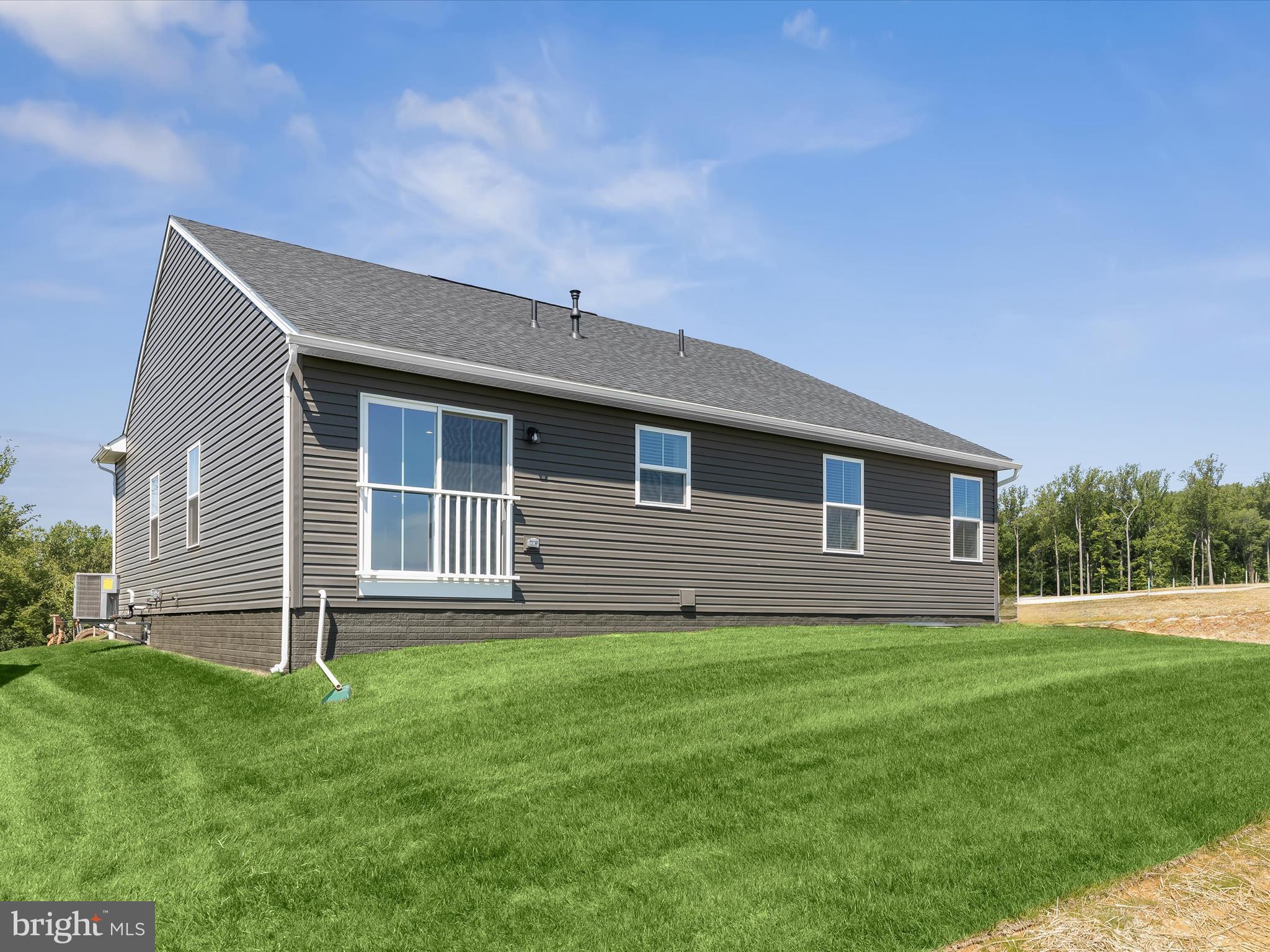 GRACE WOODS - Residential Lease