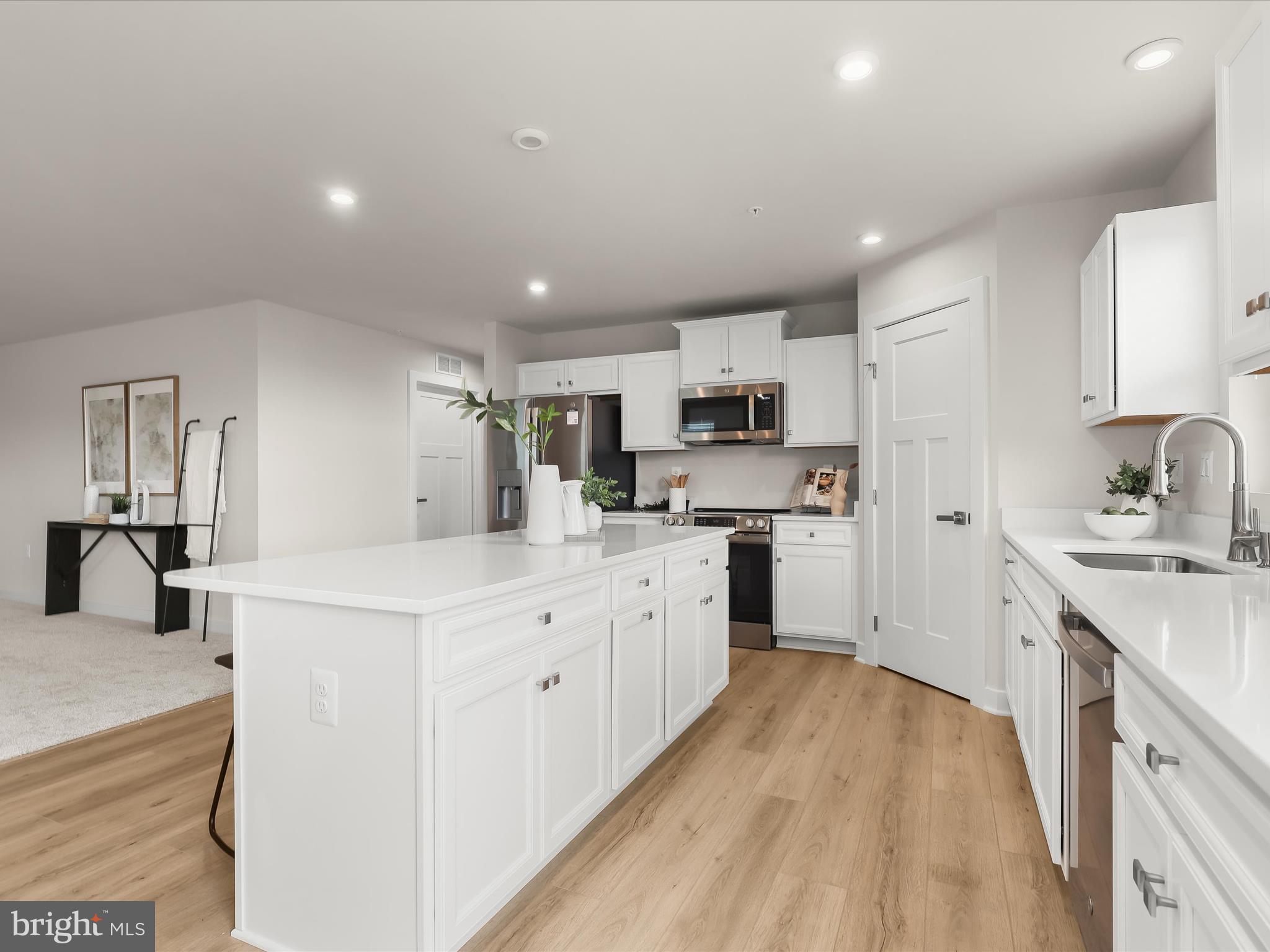 GRACE WOODS - Residential Lease