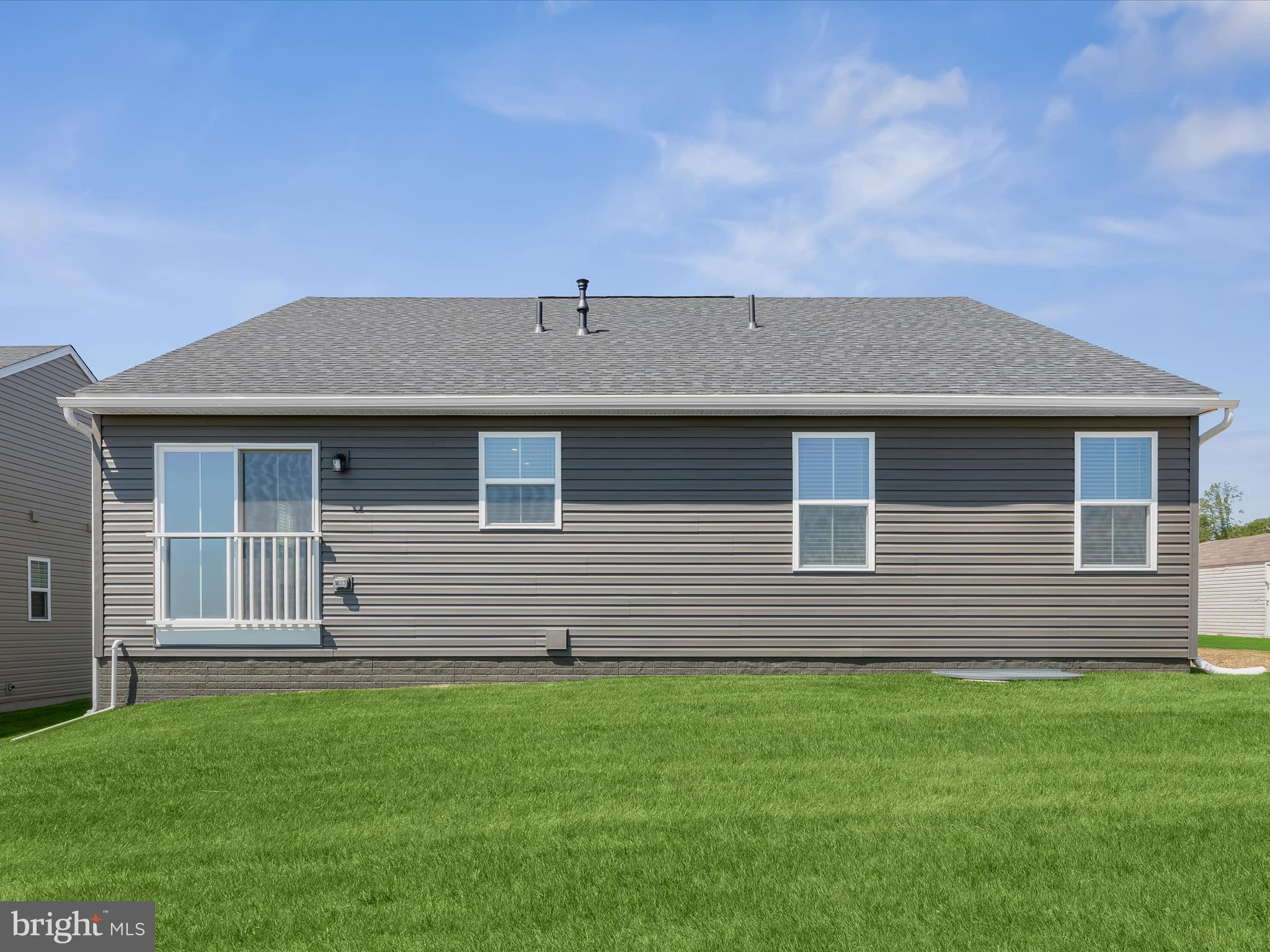 GRACE WOODS - Residential Lease