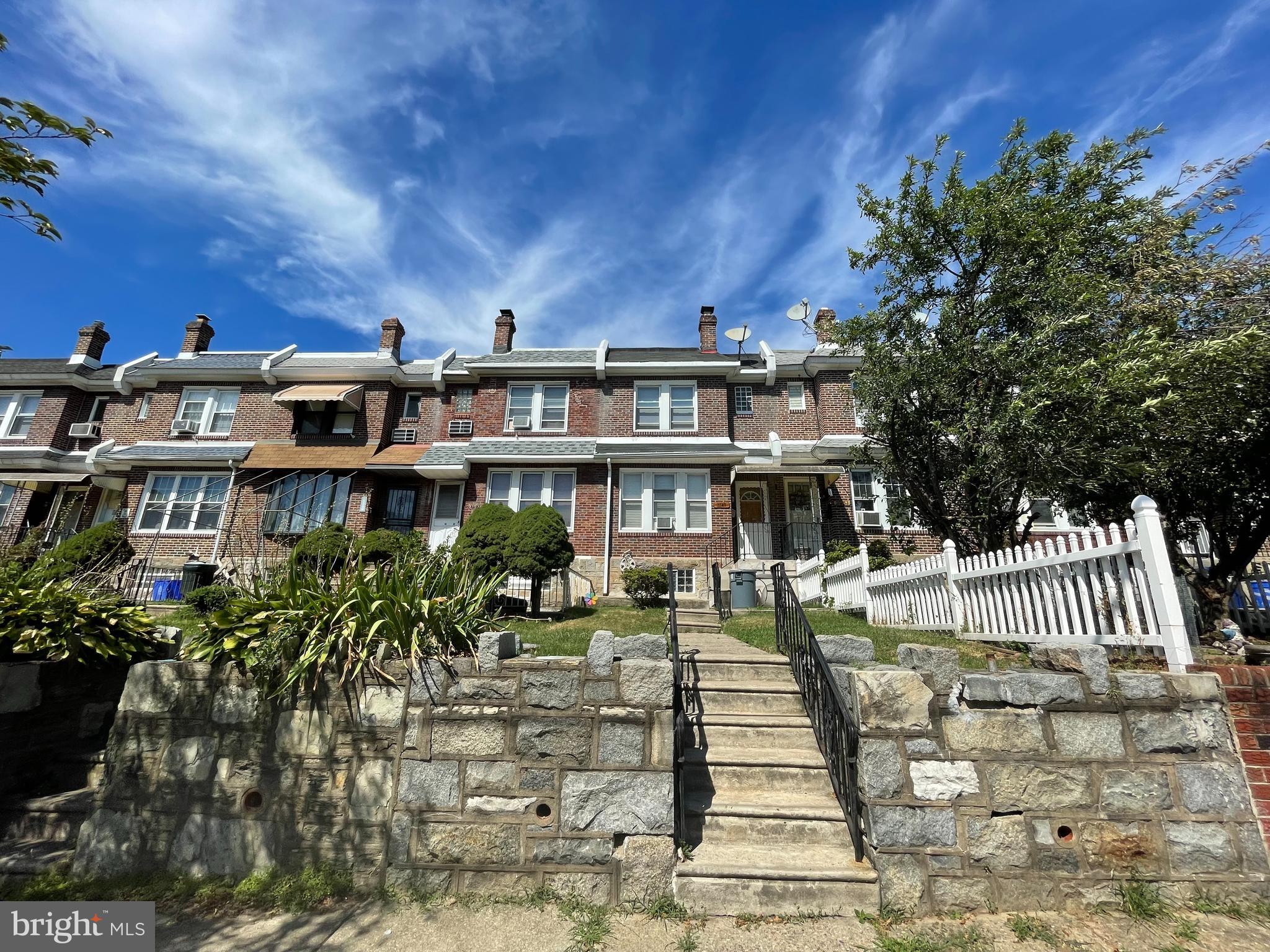 MAYFAIR (WEST) - Residential