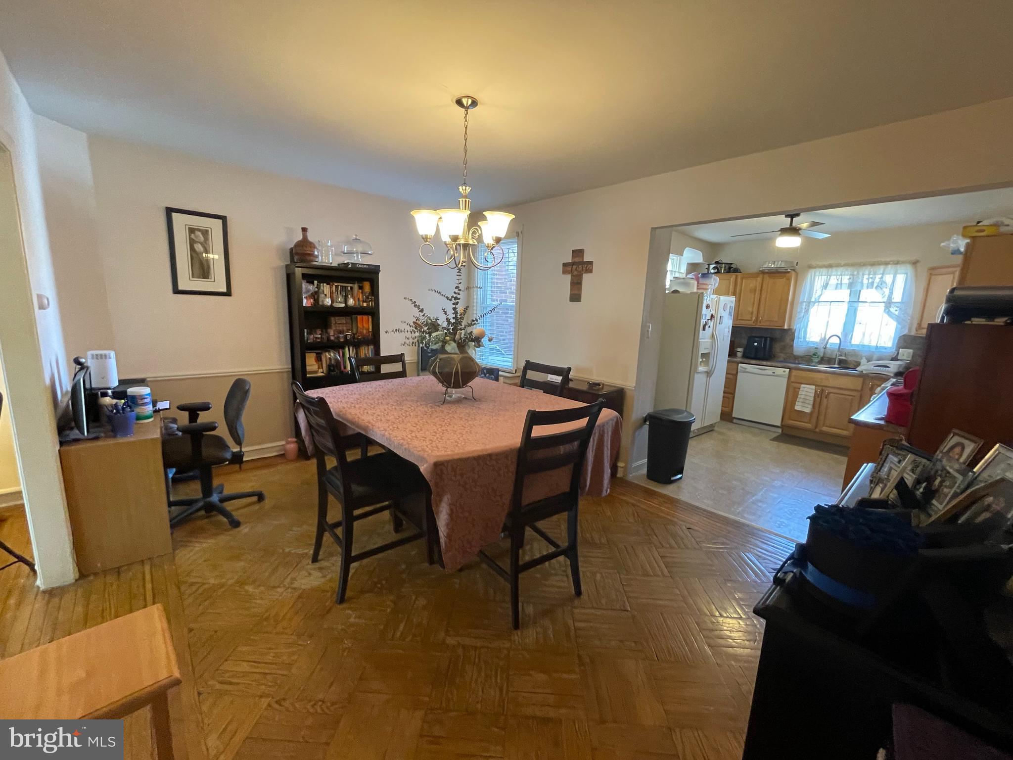 MAYFAIR (WEST) - Residential