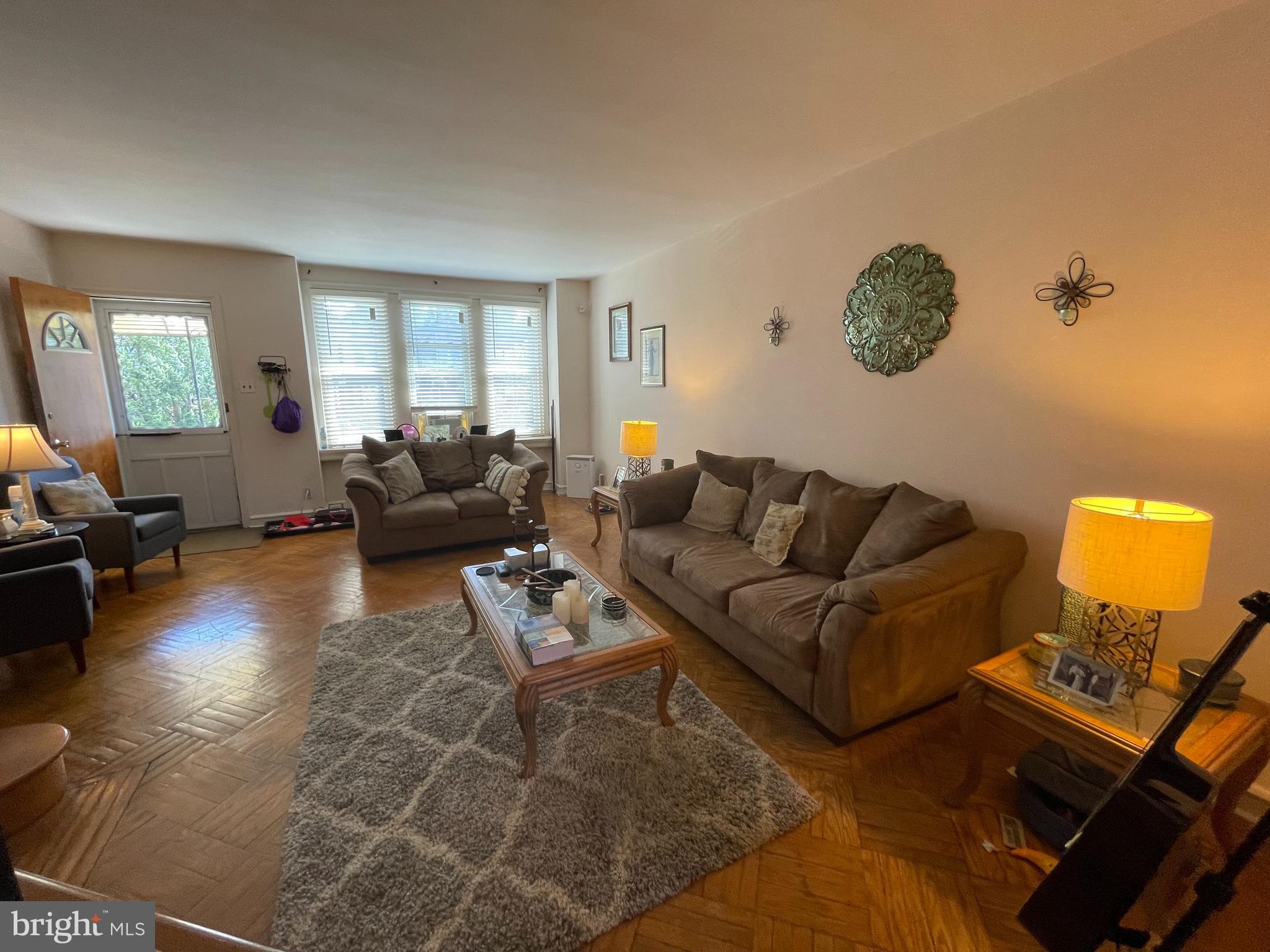 MAYFAIR (WEST) - Residential