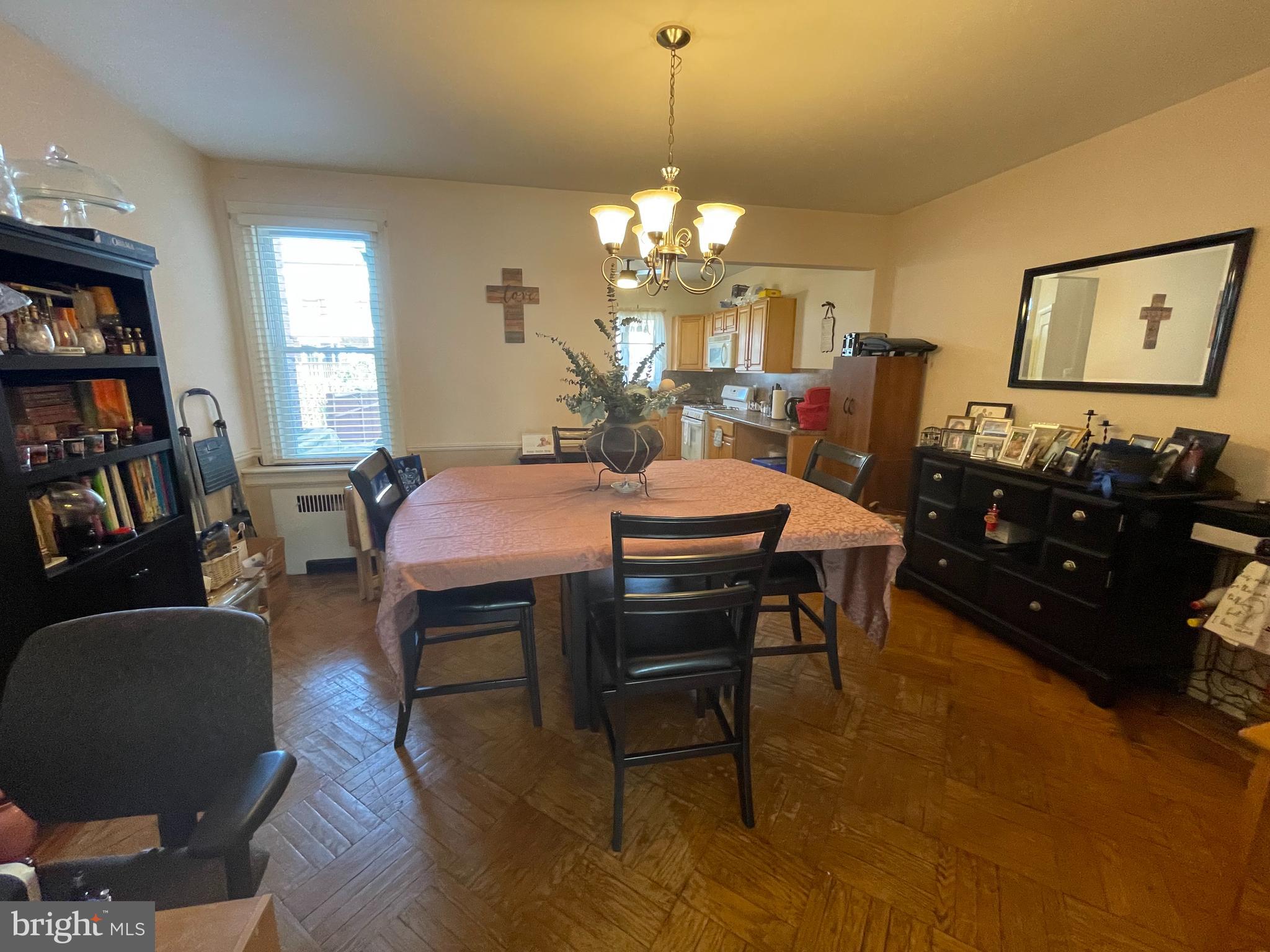 MAYFAIR (WEST) - Residential