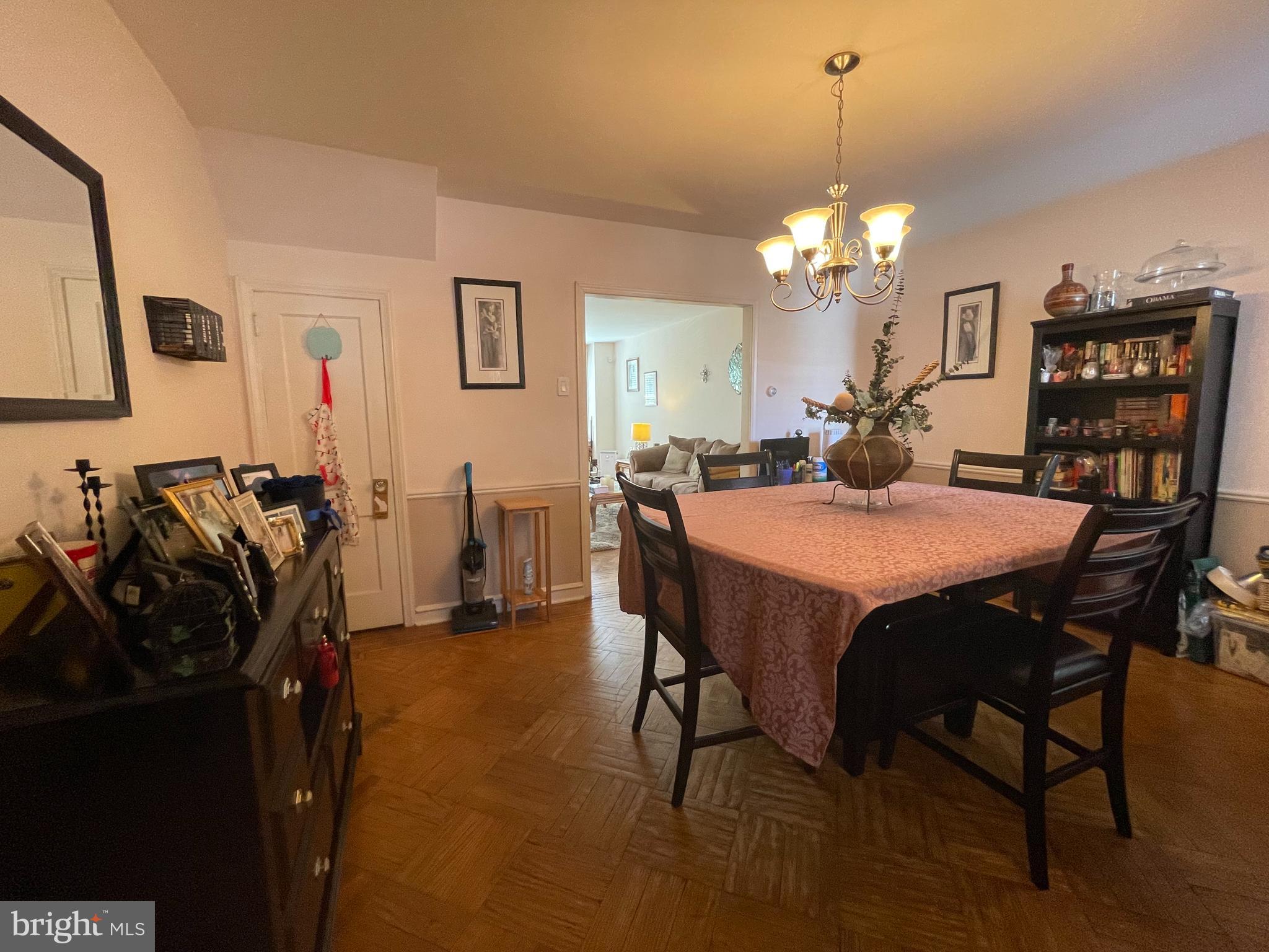 MAYFAIR (WEST) - Residential