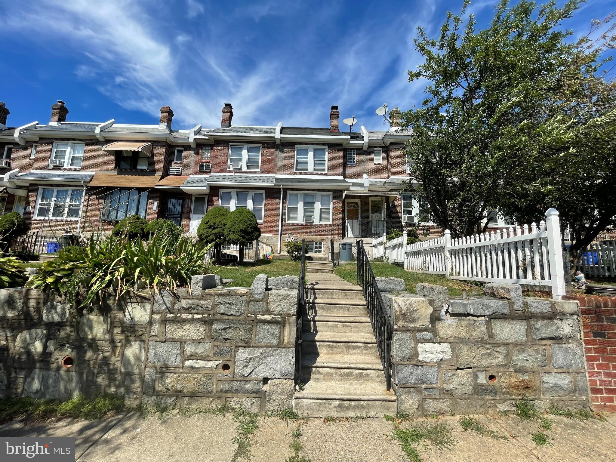 MAYFAIR (WEST) - Residential