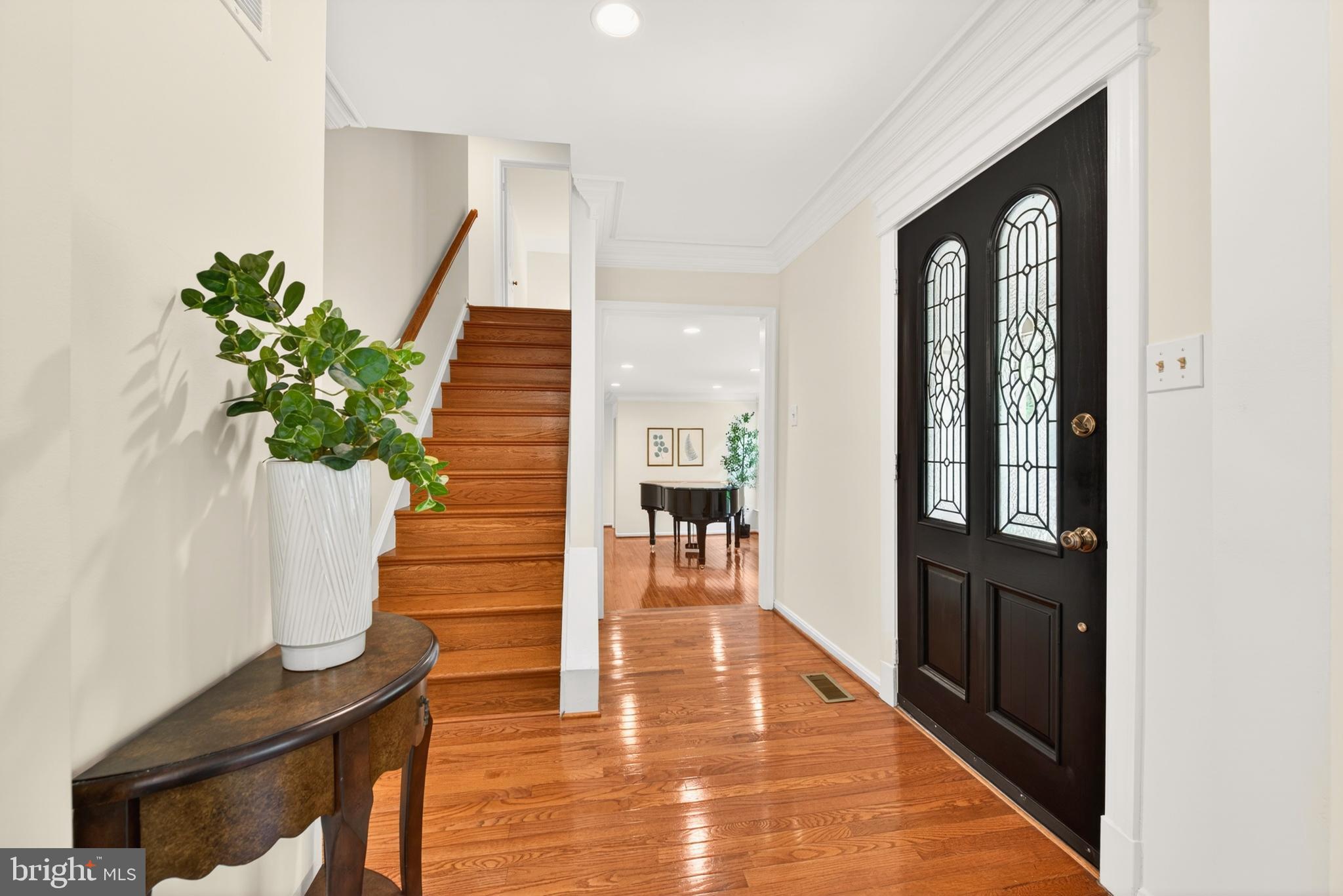 1626 MONTMORENCY DRIVE